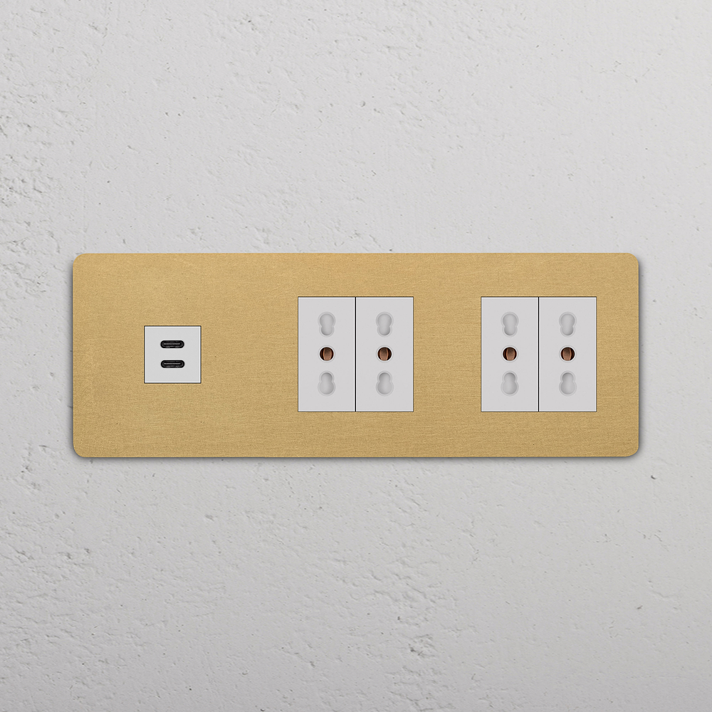 Grove Enchufe USB-C 30W con Bipasso x4 (marco triple) - Latón antiguo | Blanco