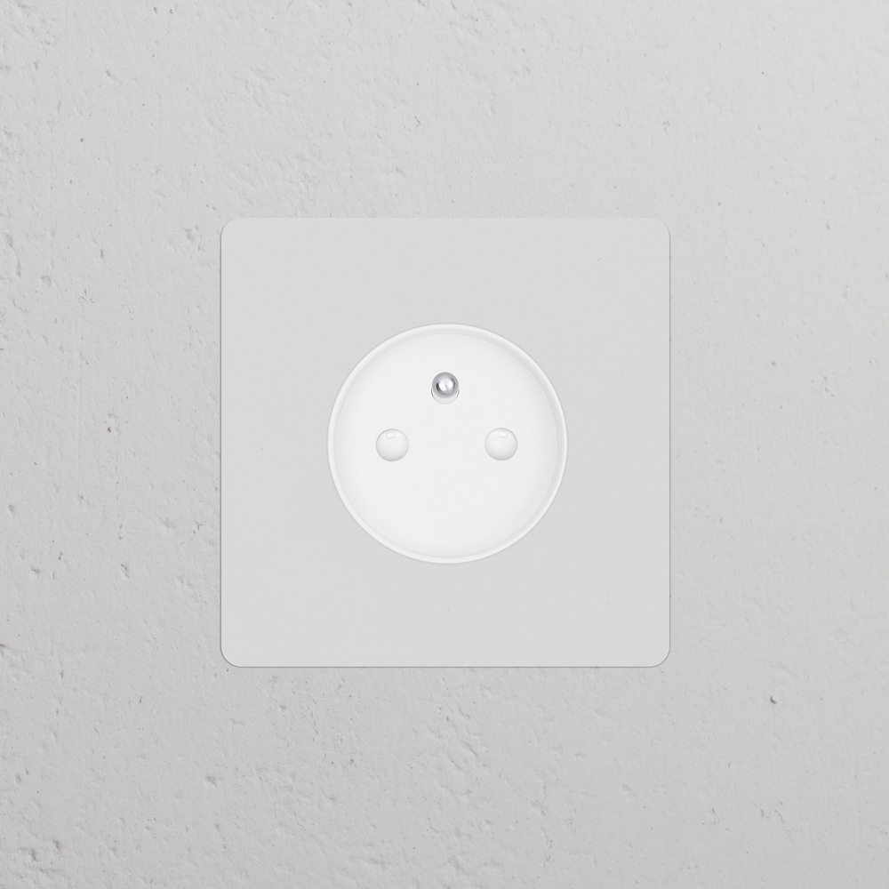 Kew Single French/Belgian Type E Socket - Paintable | White