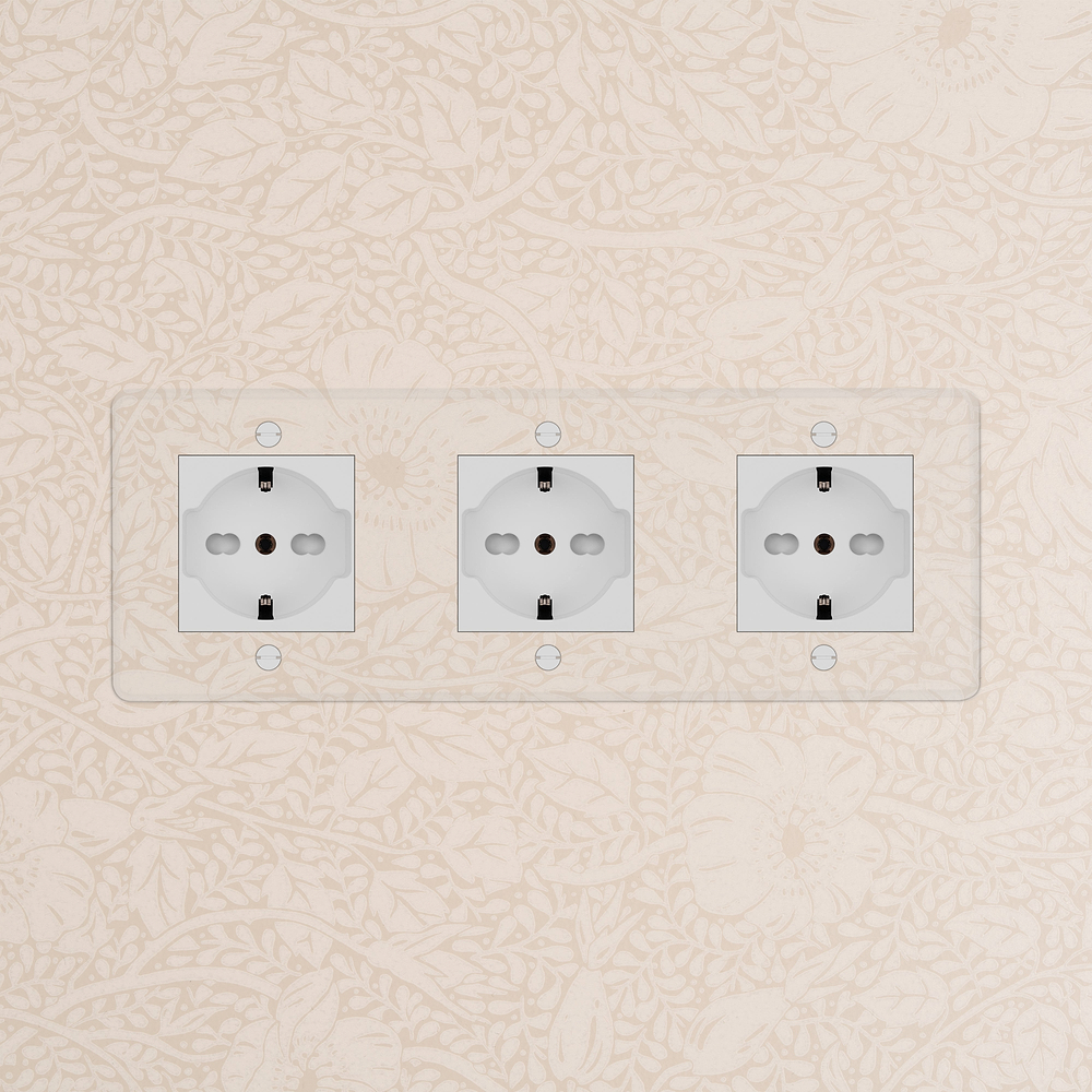 Kew Trojitá 3x Schuko/Bipasso zásuvka – Průhledná | Bílá