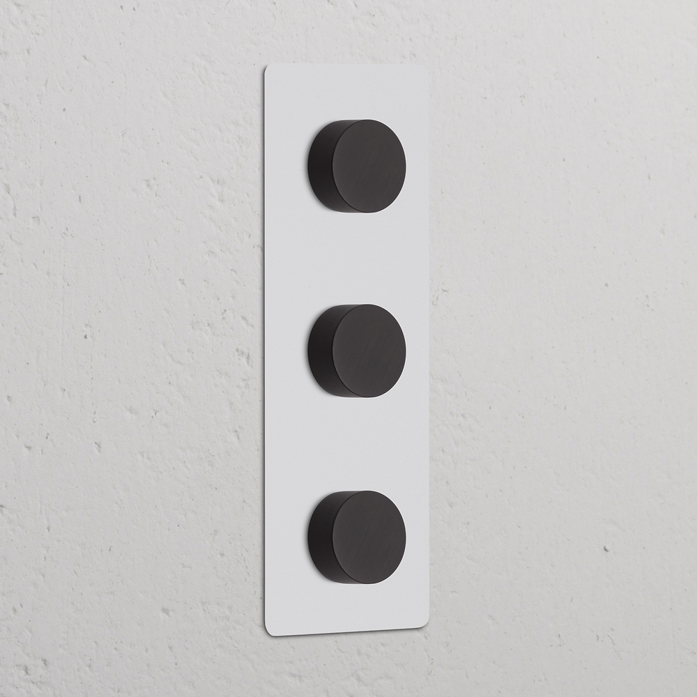 Kew Drievoudige 3x verticale dimmer – Beschilderbaar brons