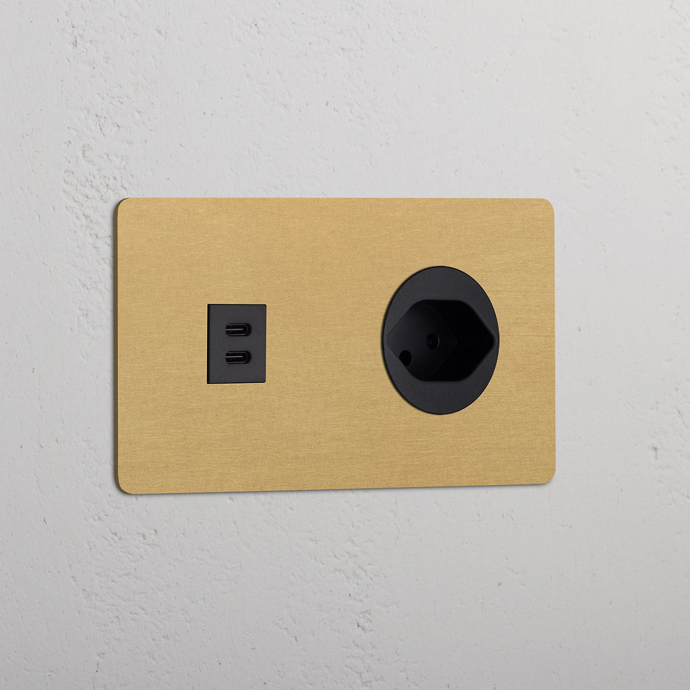 Kew USB-C-Anschluss (30 W) + Schweizer Steckdoseneinsatz (Typ J) je 1x in Zweifachrahmen – Antikes Messing | Schwarz