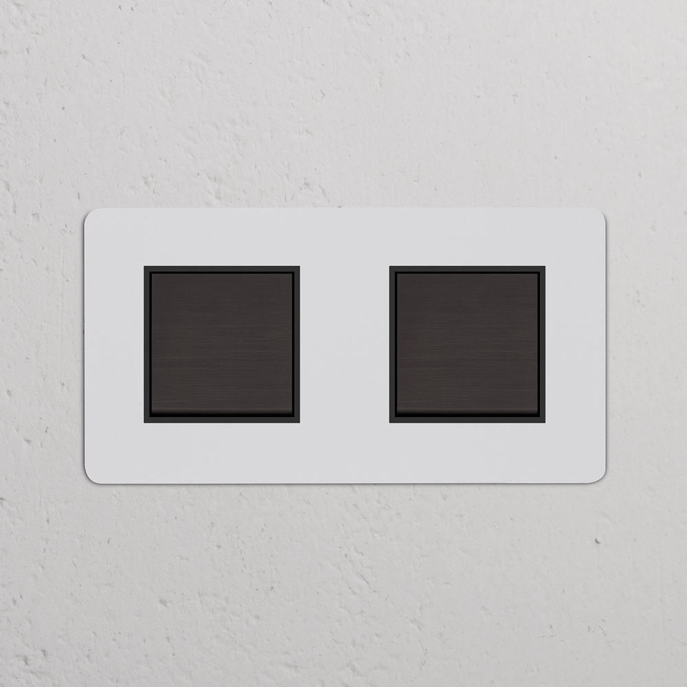 Kew Interruptor conmutador de balancín x2 (marco doble) – Bronce y pintable | Negro