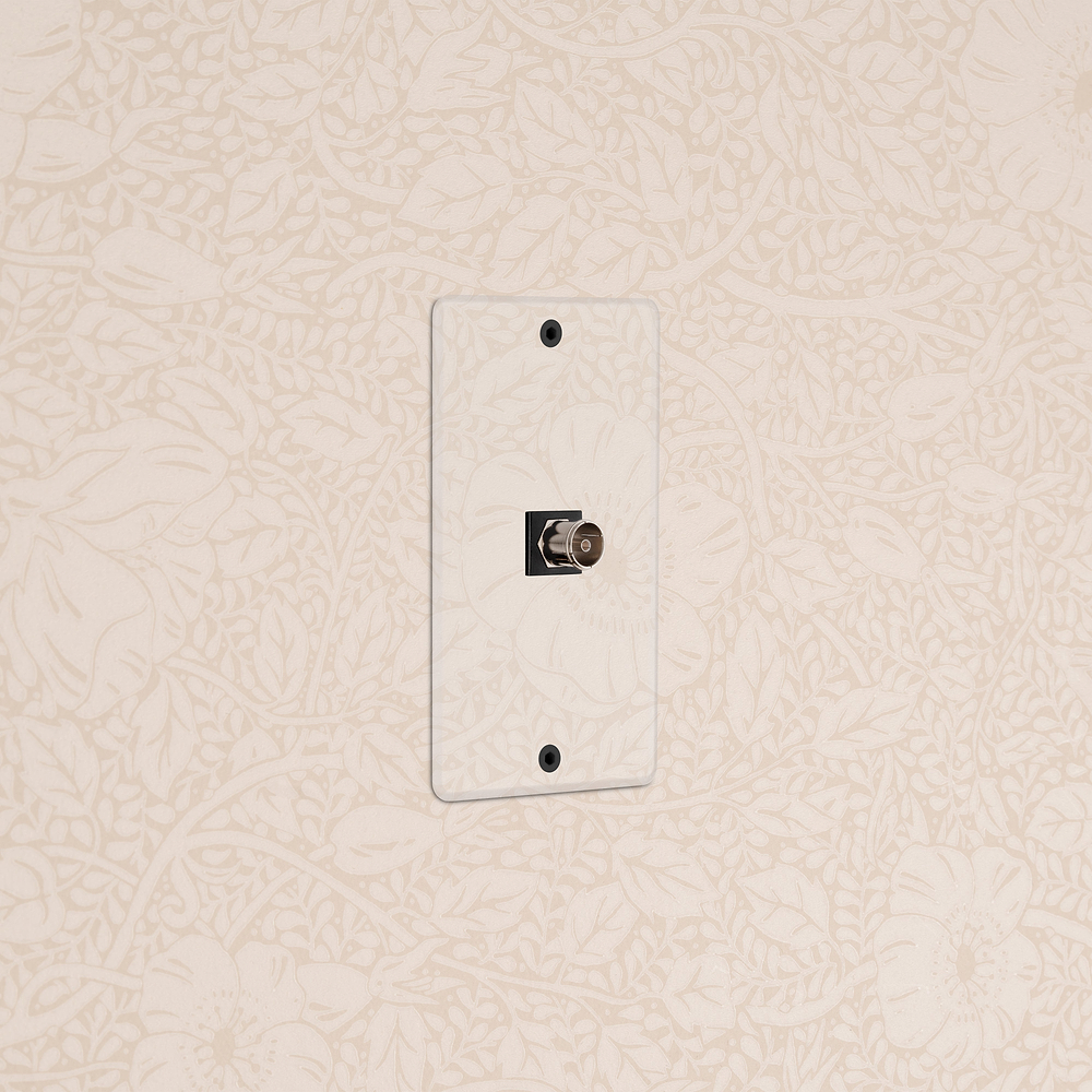 Kew 1G TV Keystone - Clear Black