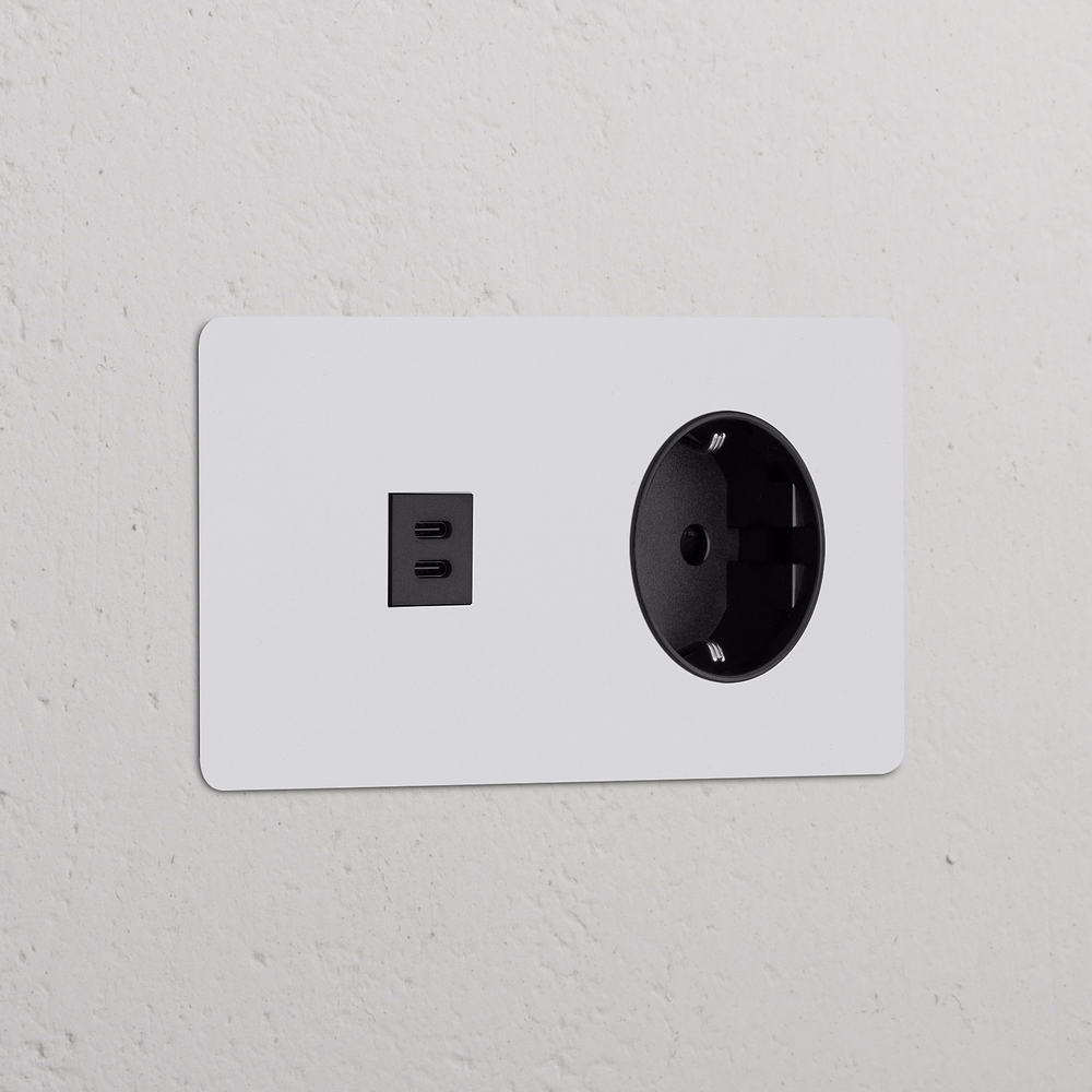 Kew USB-C-Anschluss (30 W) + SchuKo-Steckdoseneinsatz (Typ F) je 1x in Zweifachrahmen – Lackierbar | Schwarz
