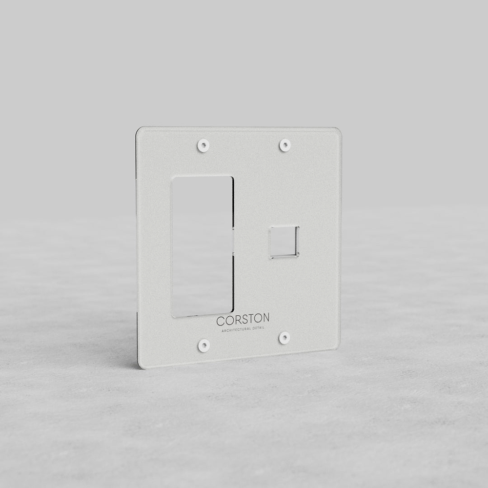 Kew 2G Outlet & Keystone Plate - Clear