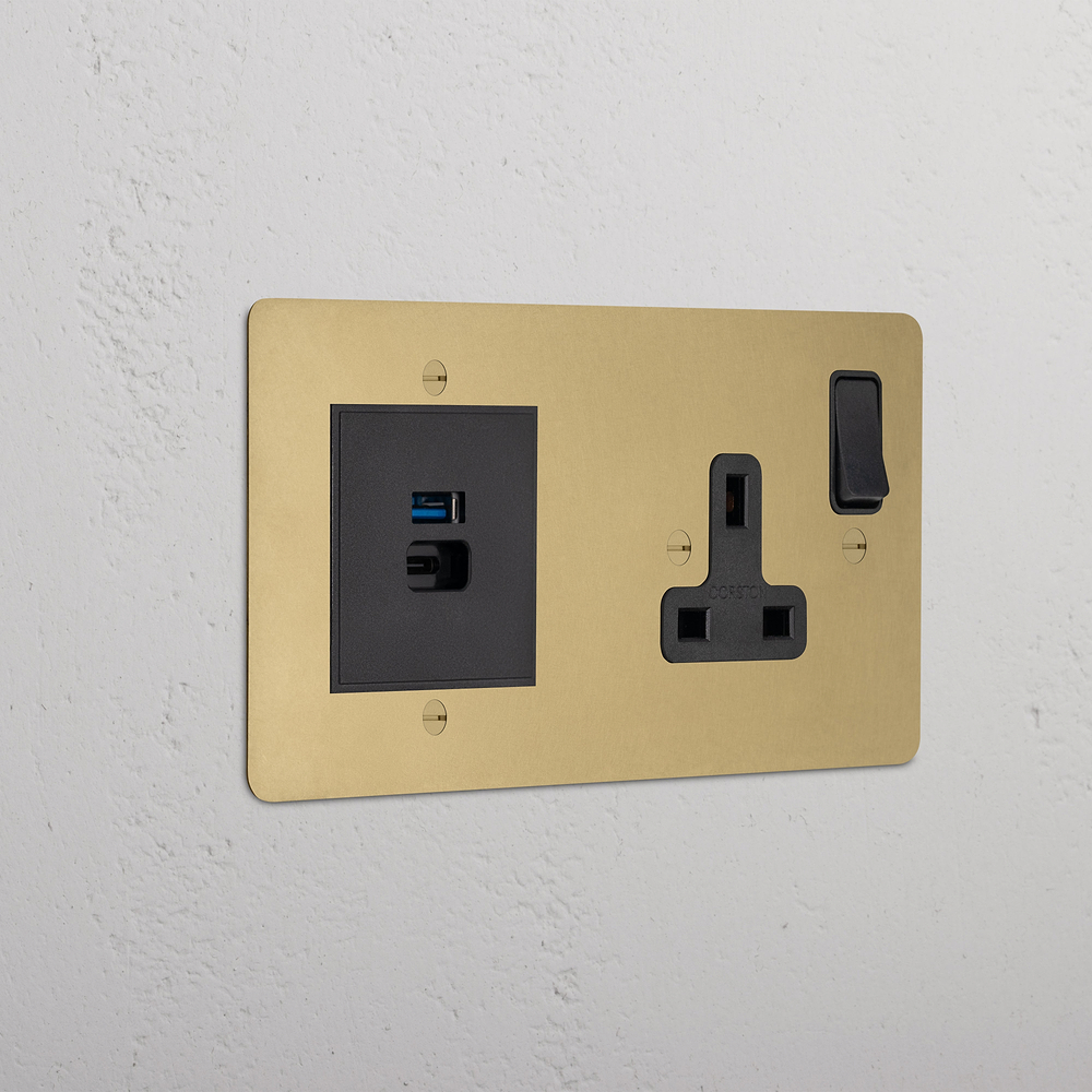 Single Socket & USB-A+C Fast Charge - Antique Brass | Black