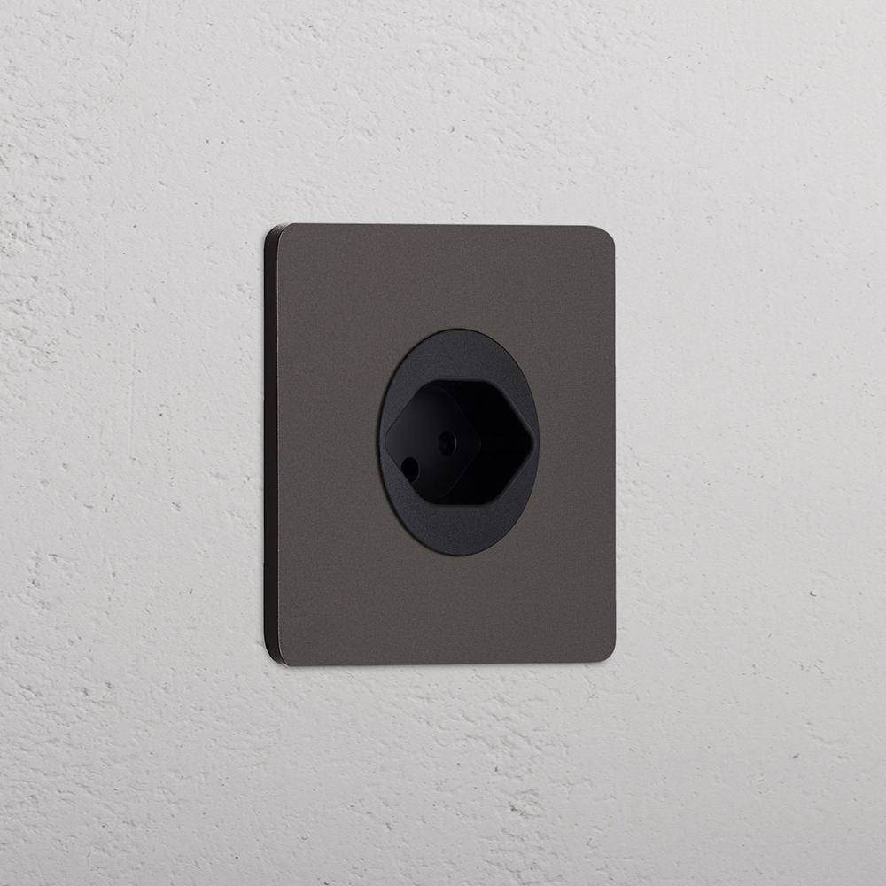Grove Single Swiss Type J Socket - Bronze | Black
