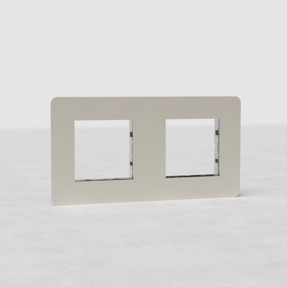 Kew Placca frutto doppia 45mm – Nichel Satinato