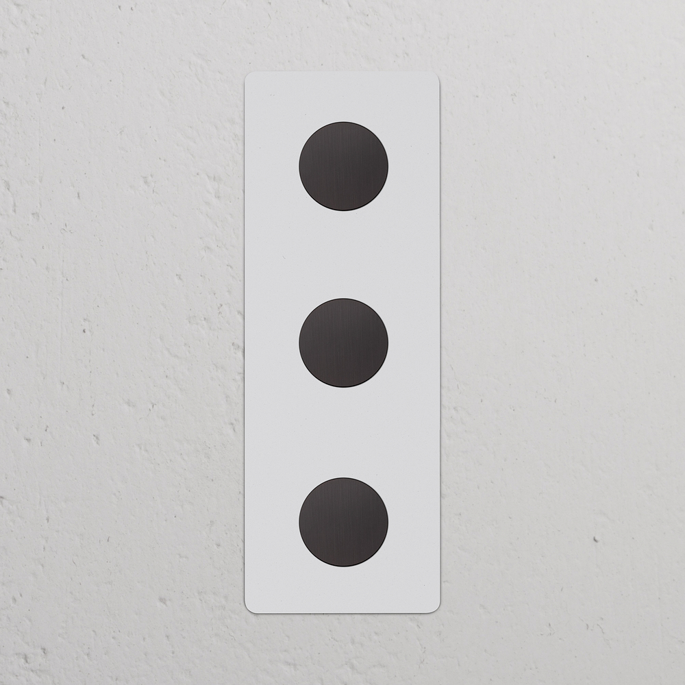 Kew Drievoudige 3x verticale dimmer – Beschilderbaar brons