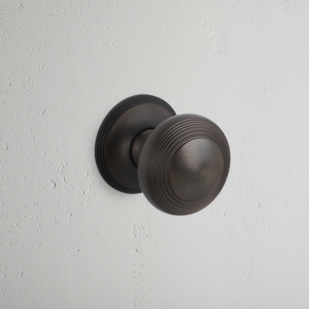 Poplar Unsprung Door Knob - Bronze