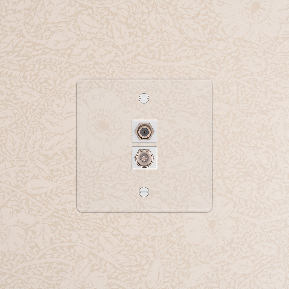 Single TV & Satellite Socket - Clear | White