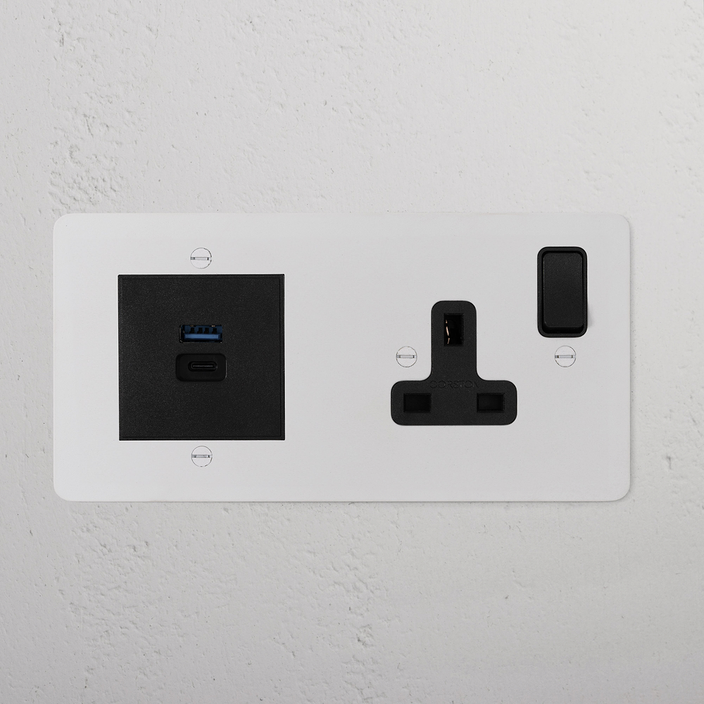 Single Socket & USB-A+C Fast Charge - Paintable | Black