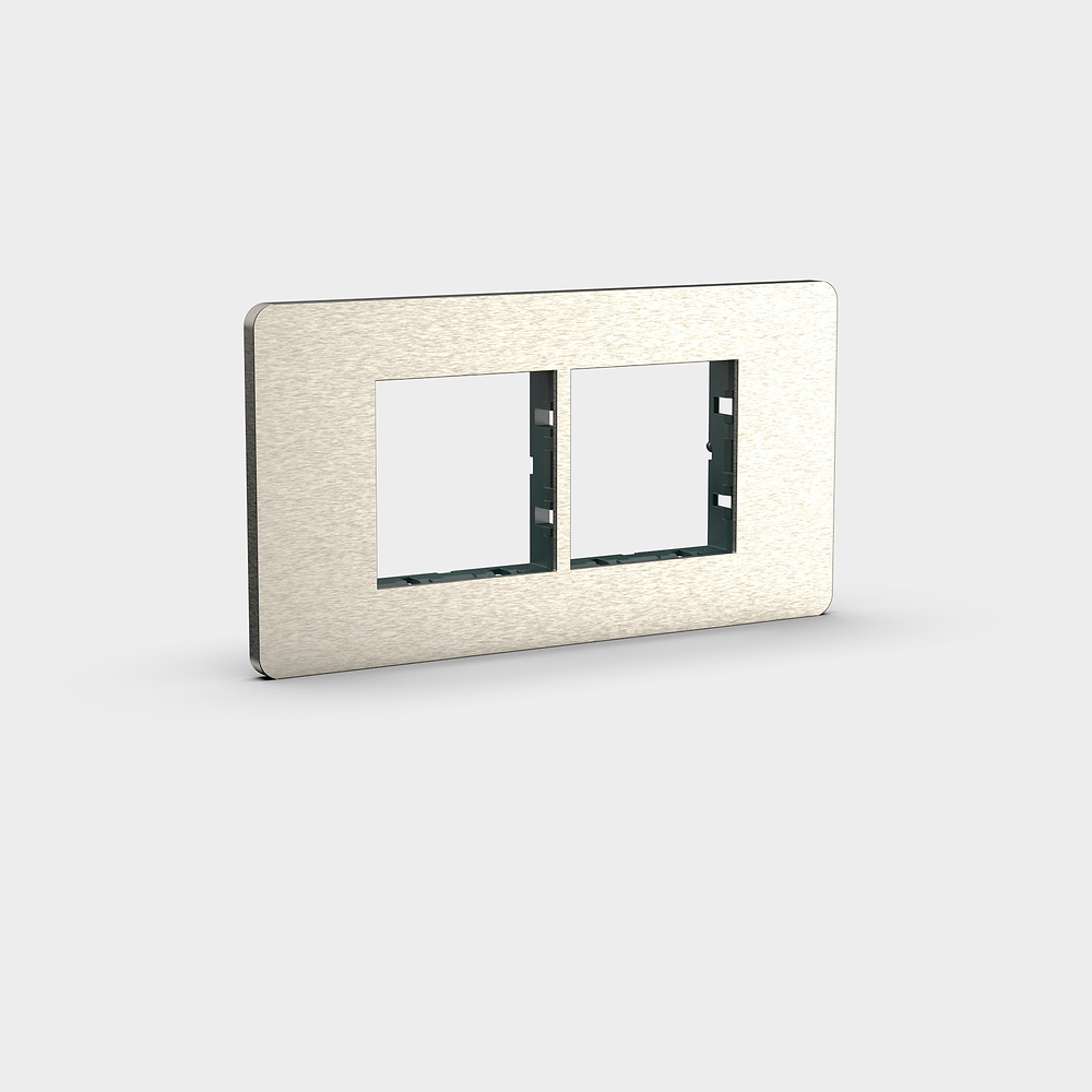 Grove 4-modułowa ramka z 2 modułami 45 mm – Satynowy nikiel