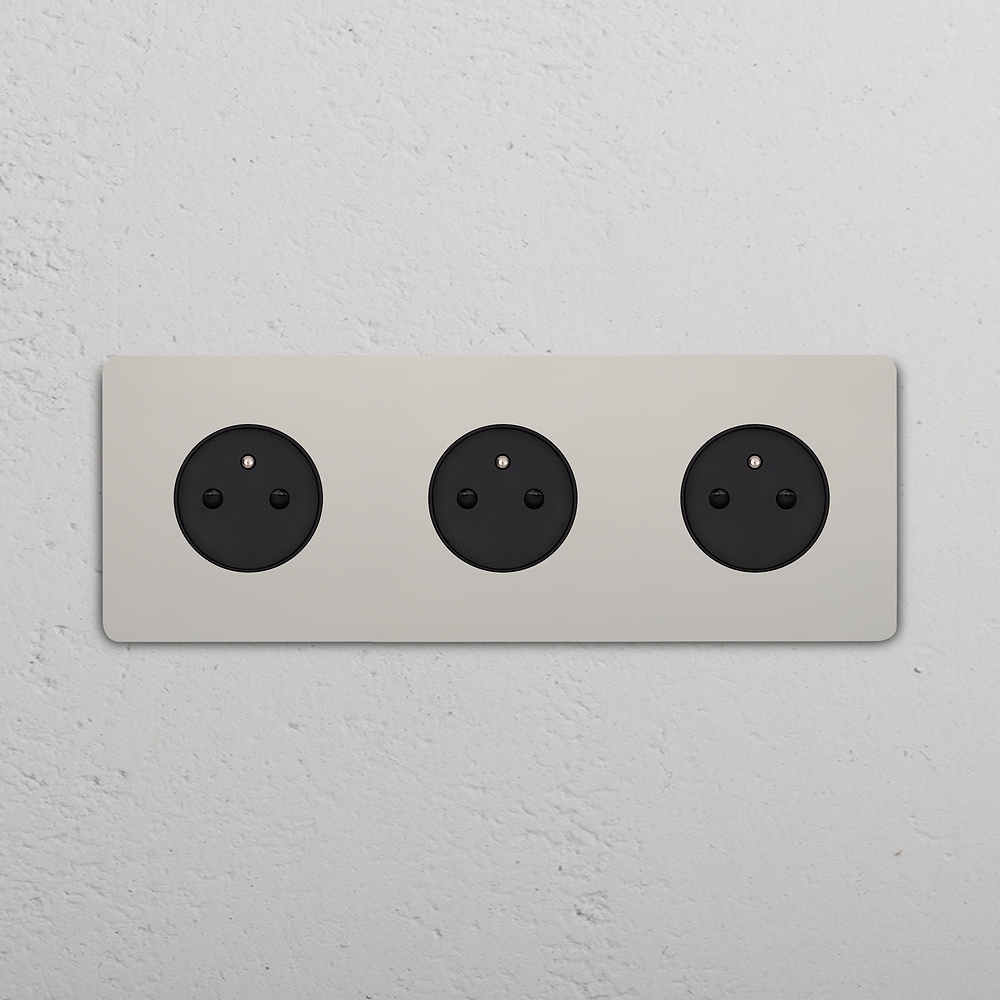 Grove Triple 3x French/Belgian Type E Socket - Polished Nickel | Black