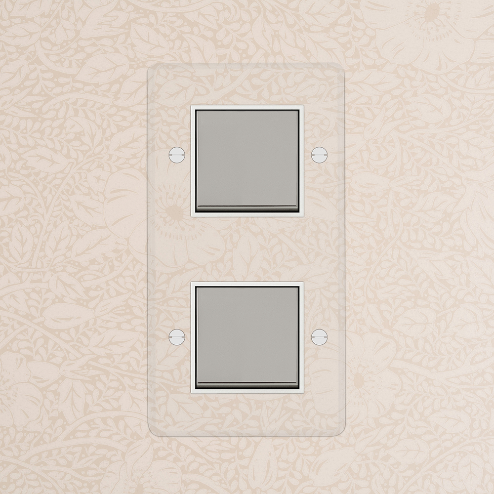 Kew Interrupteur Carré Vertical x2 (Plaque Double) – Nickel Poli à Transparence | Blanc