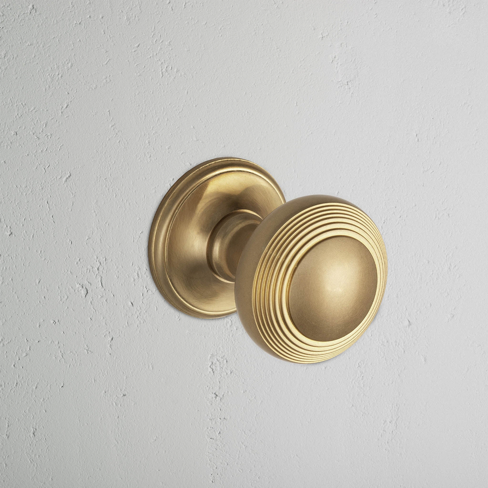 Poplar Fixed Door Knob - Antique Brass