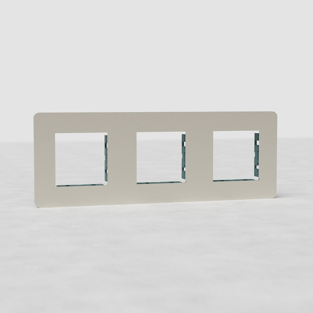 Grove Plaque d'Insert 45 mm x3 (Triple) – Nickel Satiné