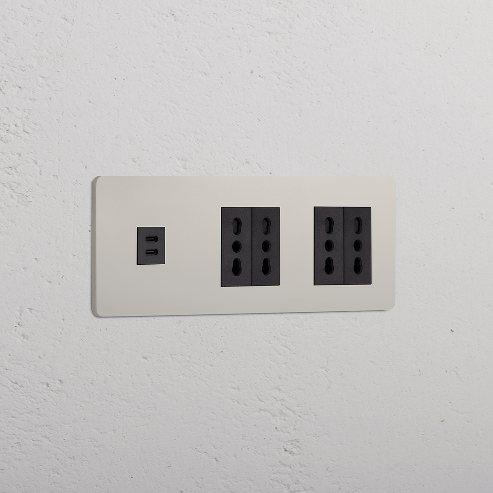 Grove USB-C-Anschluss (30 W) 1x + Bipasso-Steckdoseneinsatz 4x in Dreifachrahmen – Poliertes Nickel | Schwarz