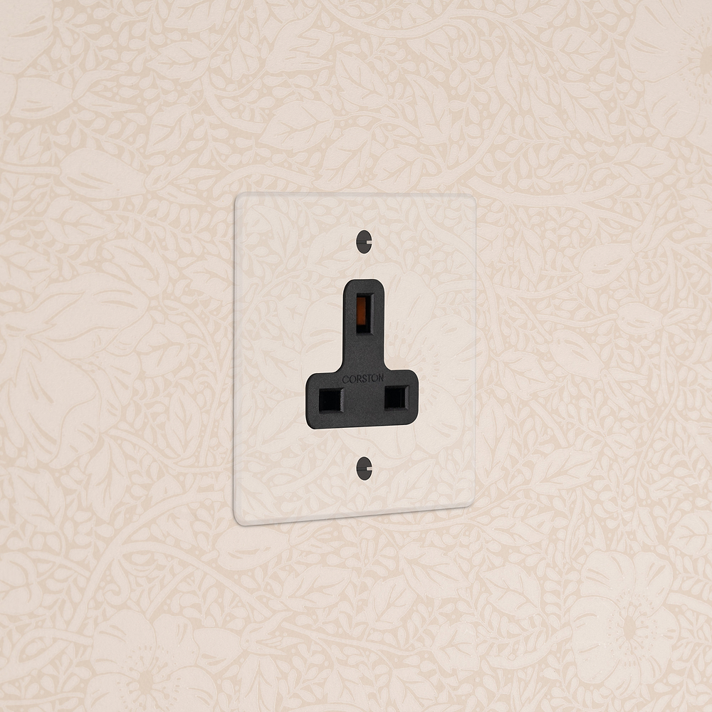 Single 13A Unswitched Socket - Clear | Black