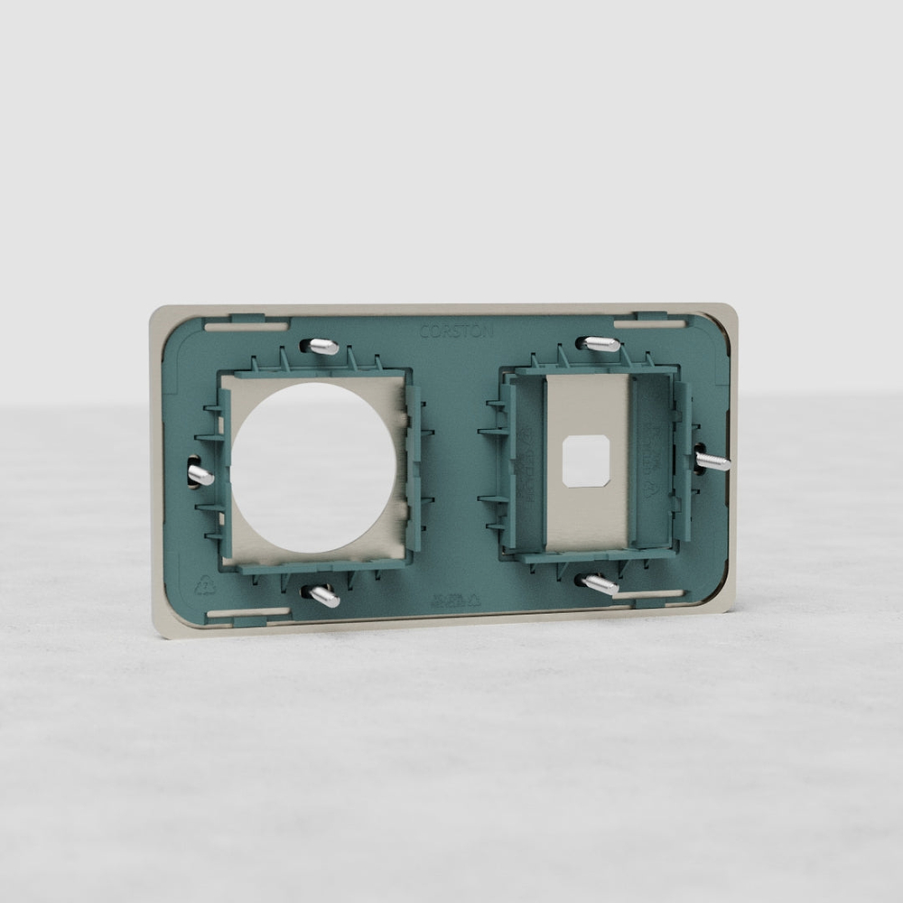 Grove Plaque Insert Interrupteur & Prise (Double) – Nickel Satiné