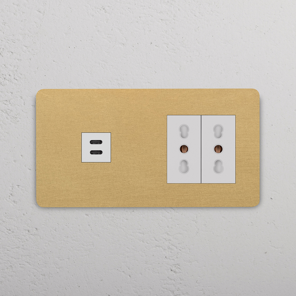 Grove USB-C-Anschluss (30 W) 1x + Bipasso-Steckdoseneinsatz (Typ K) 2x in Zweifachrahmen – Antikes Messing | Weiss