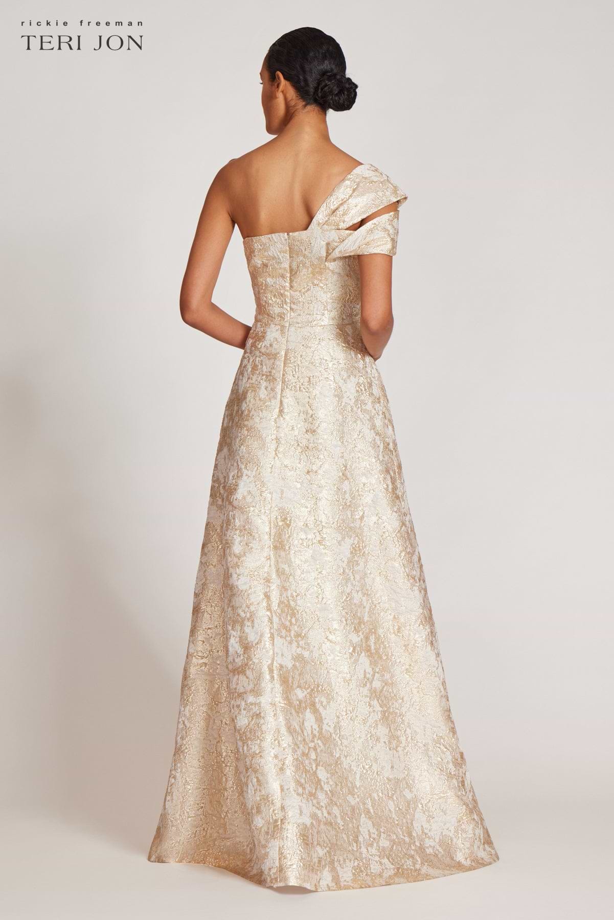 Color_Ivory/Gold