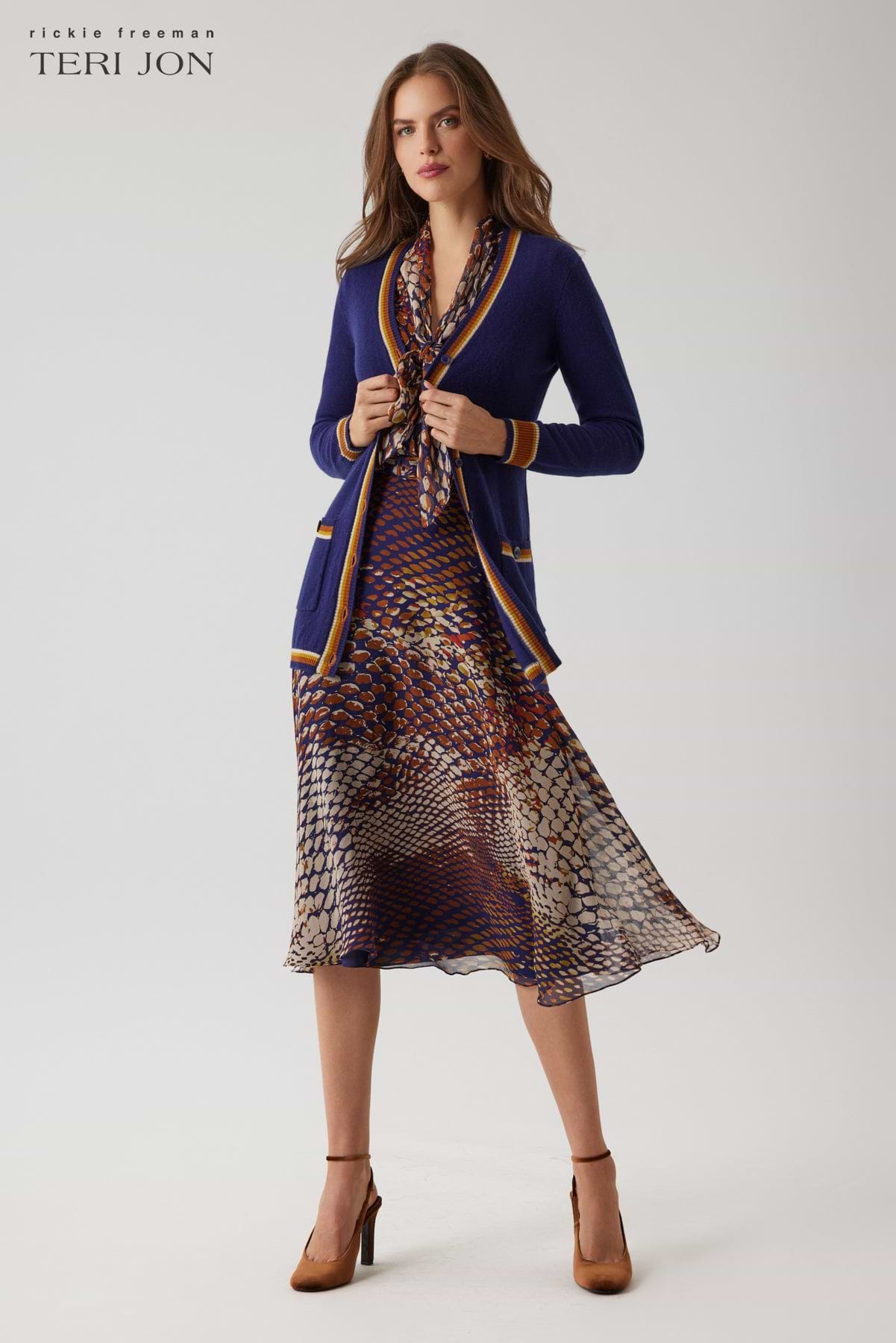 Color_Navy Multi