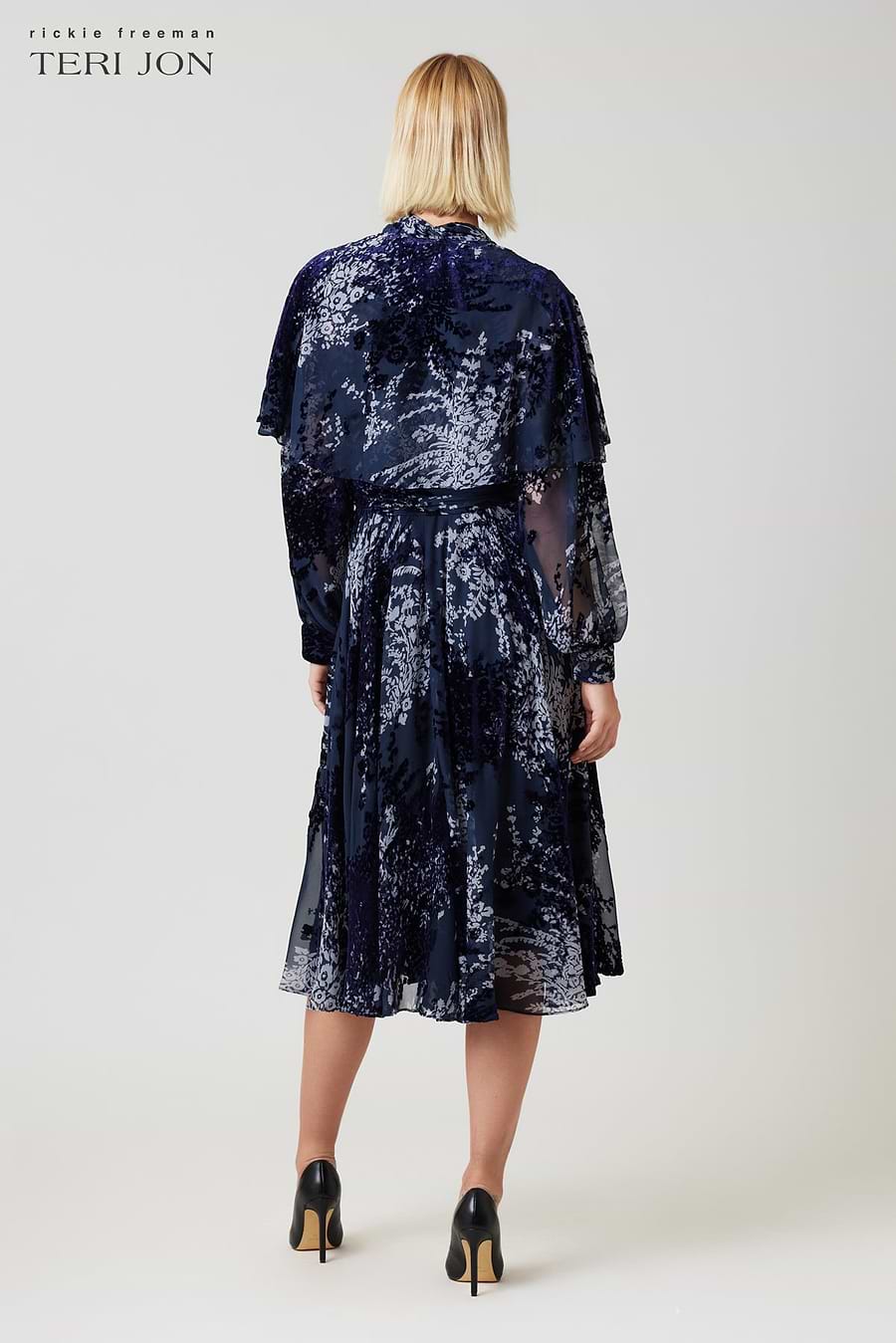 Color_Navy Multi