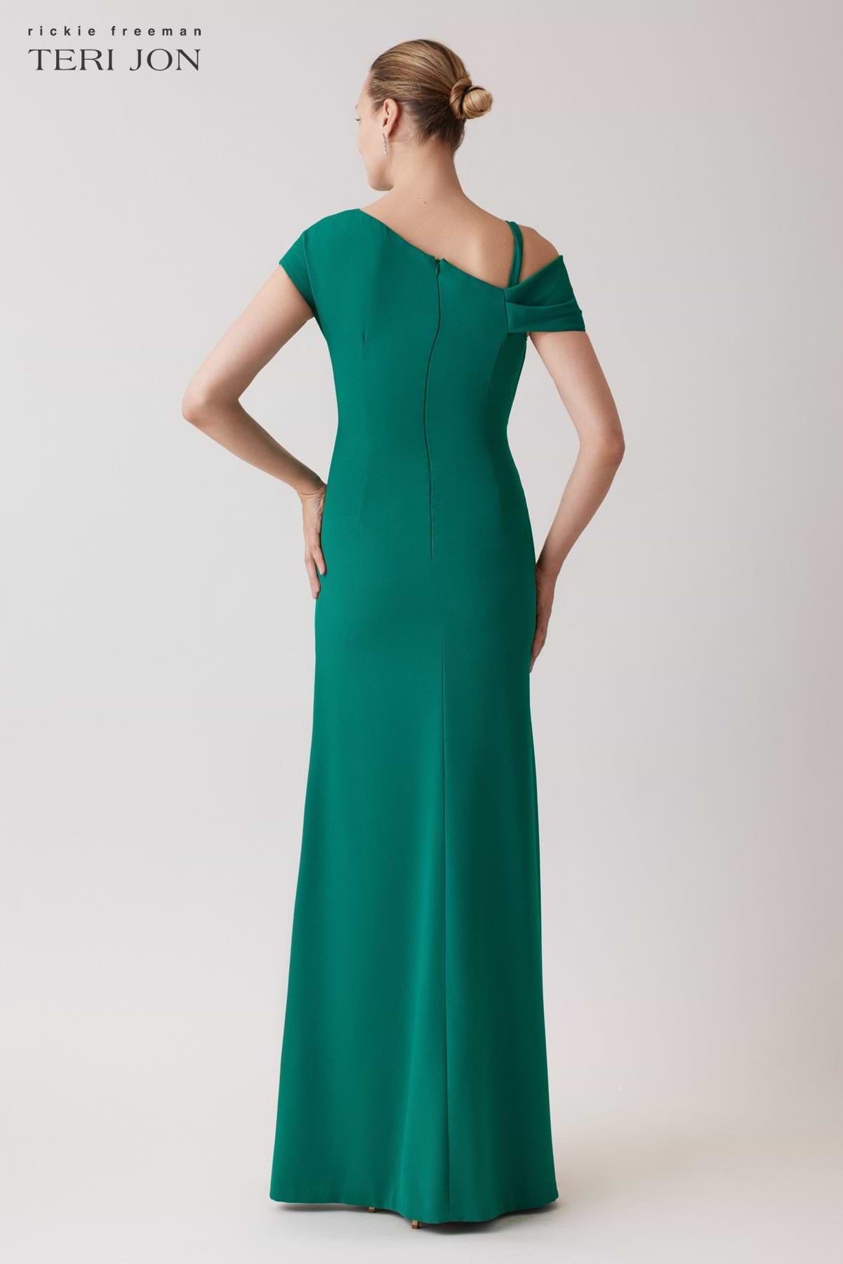 Color_Kelly Green