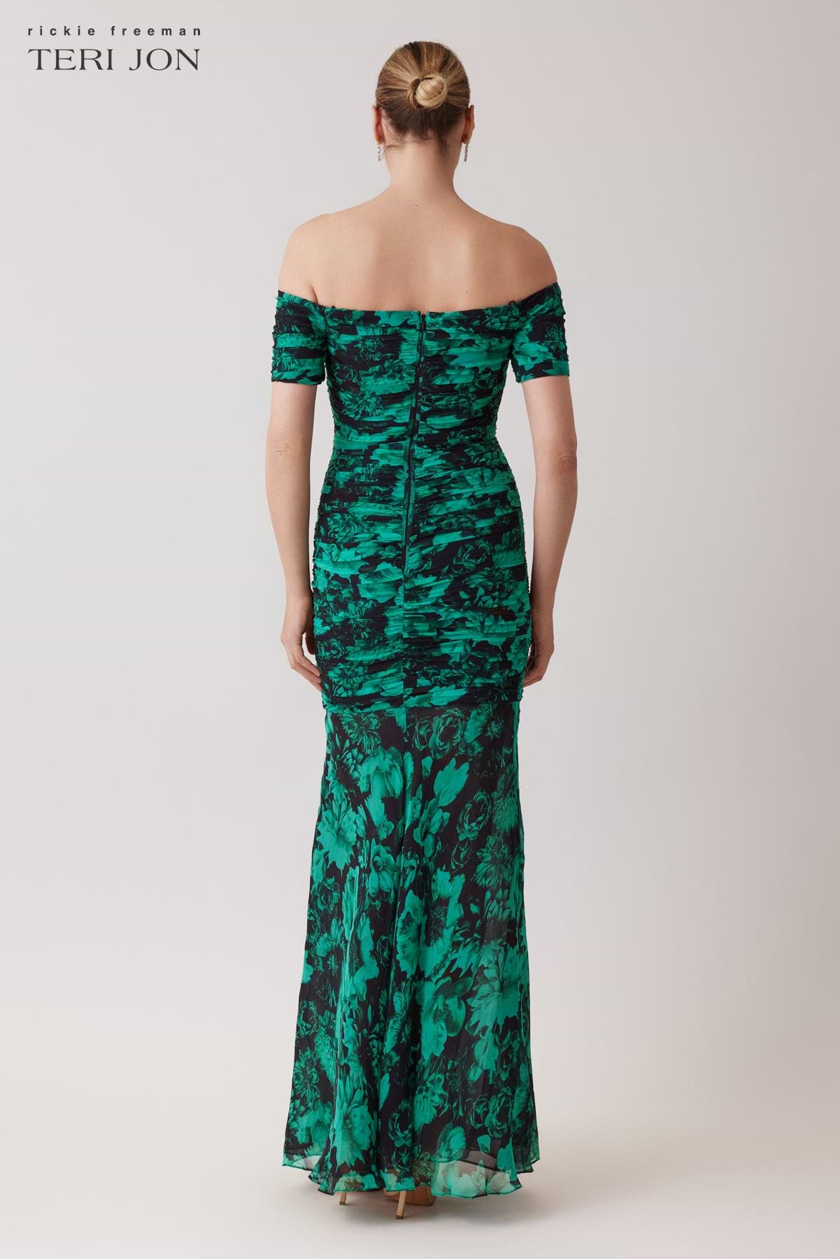 Color_Black Green