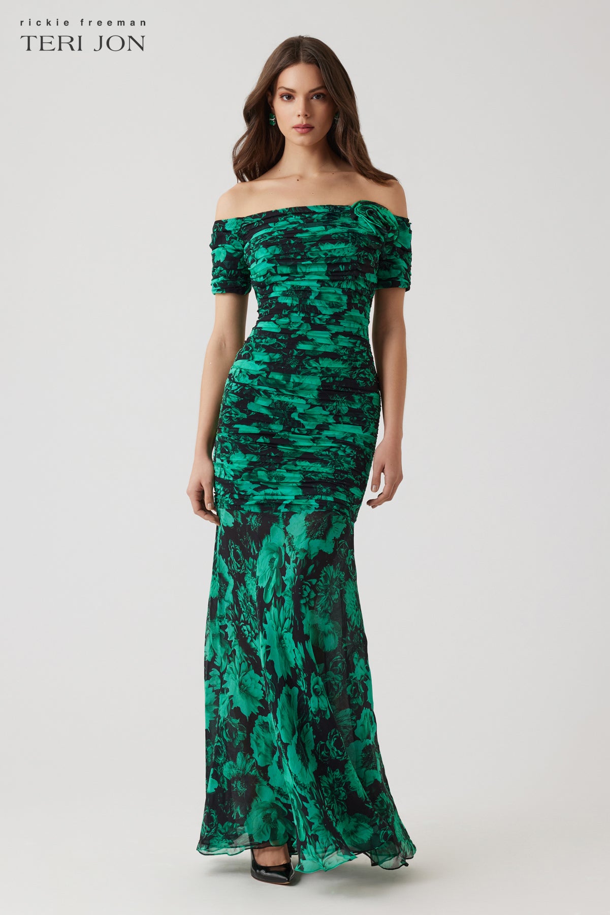 Color_Black Green