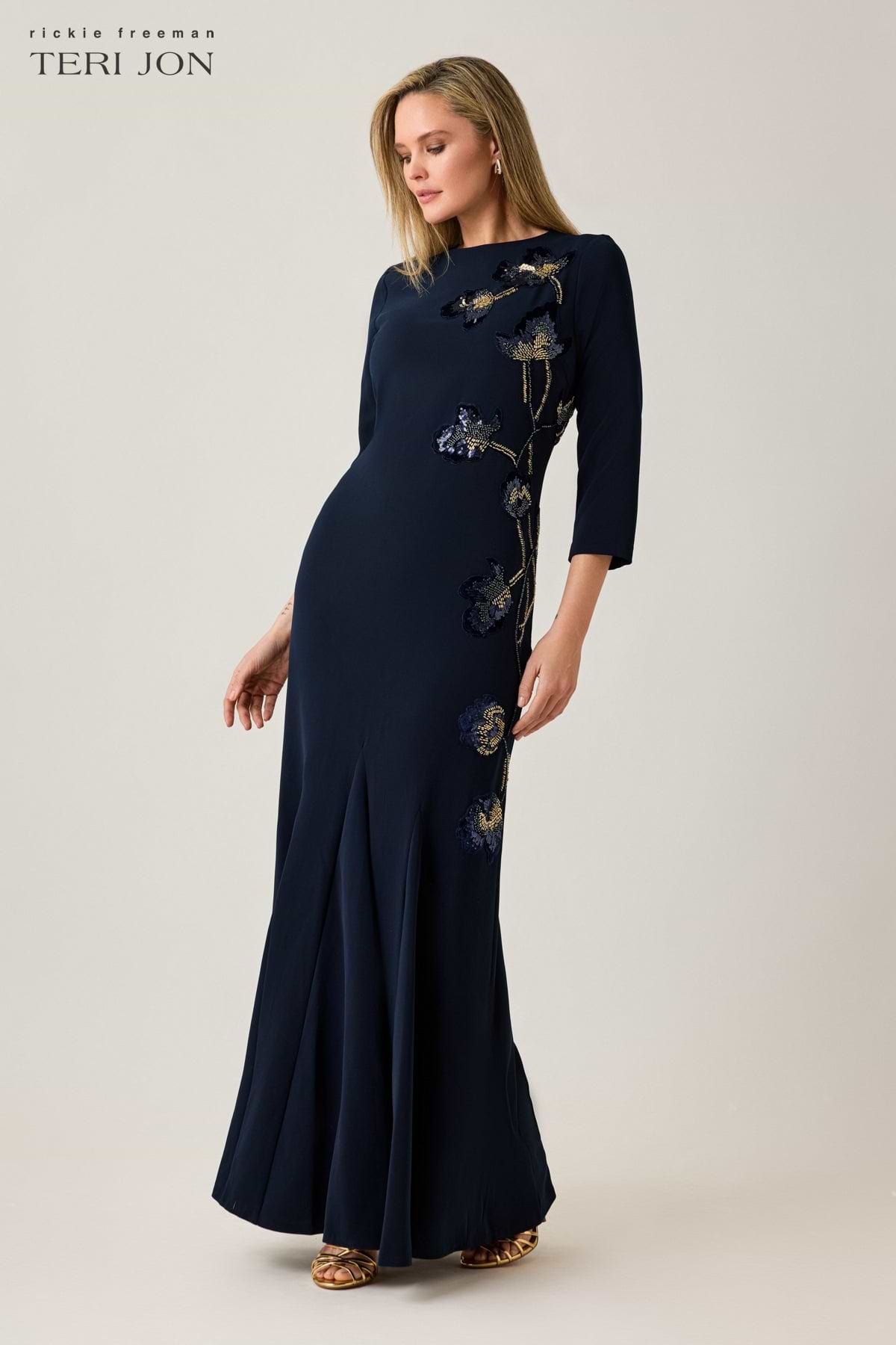 Color_Navy Multi