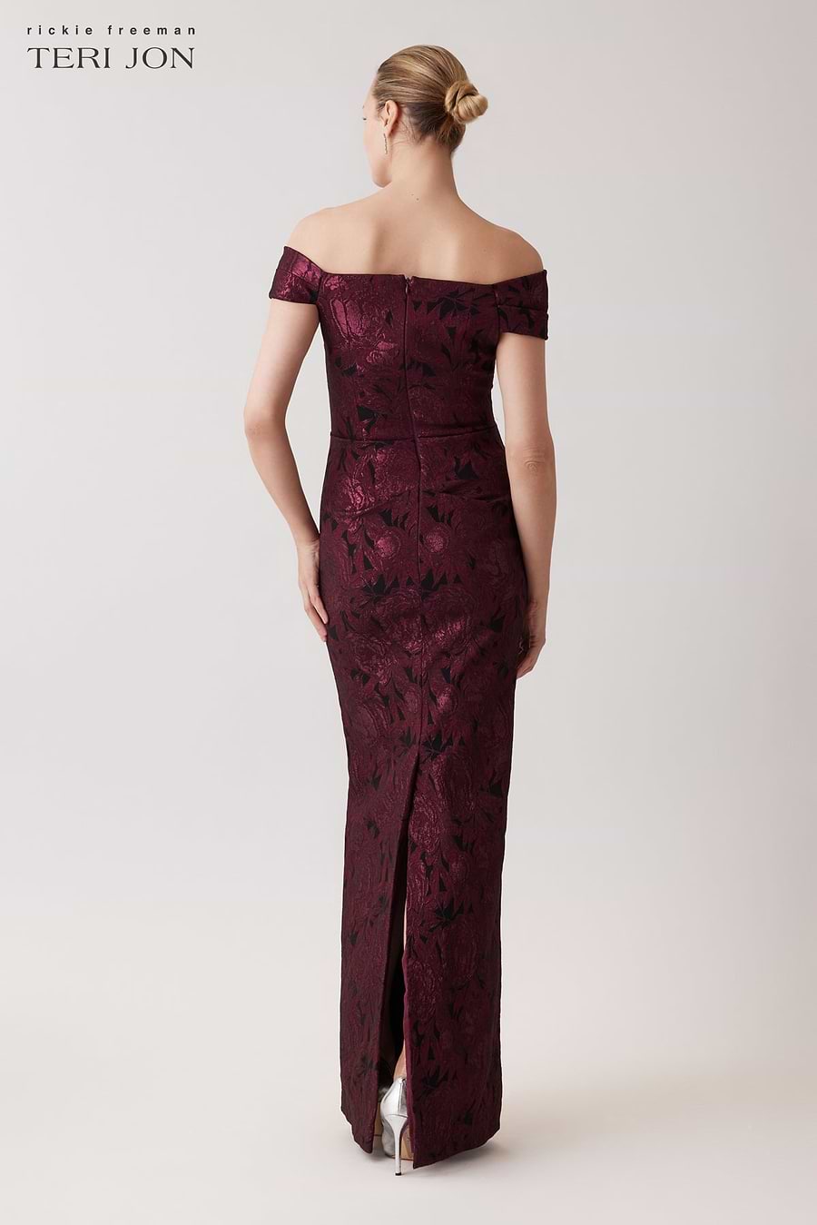 Color_Black Merlot