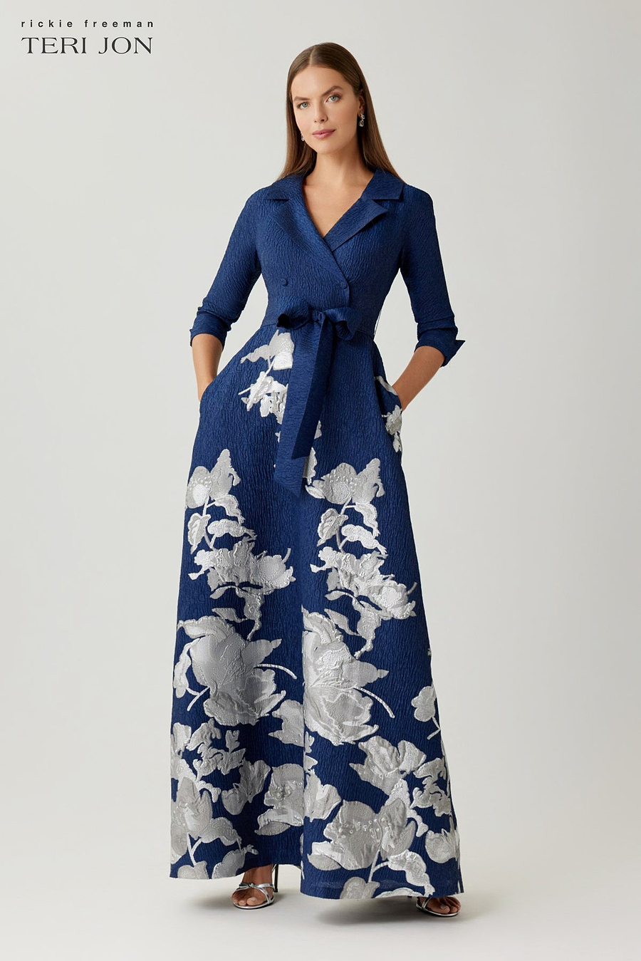 Color_Navy Silver