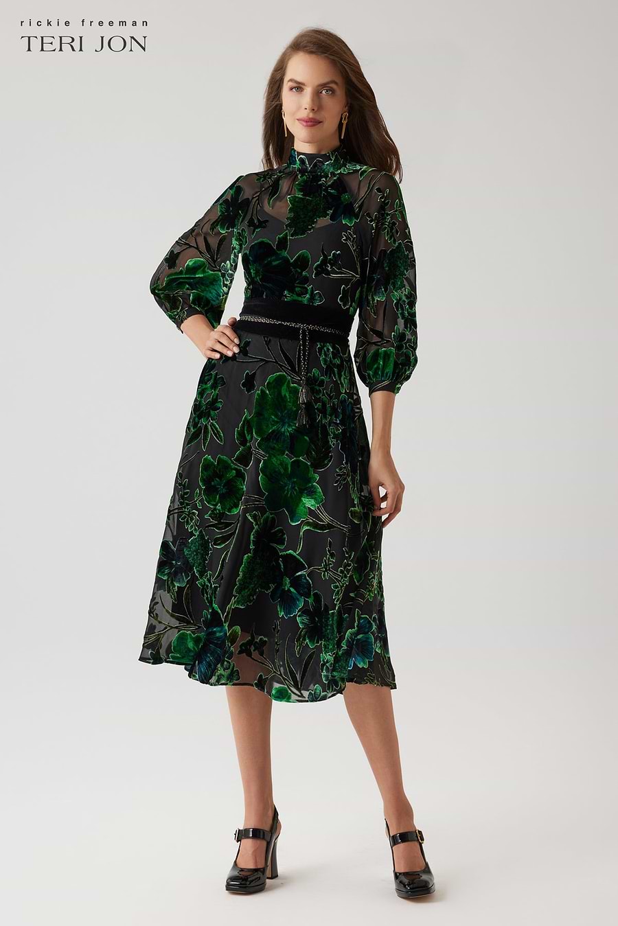 Color_Black Green