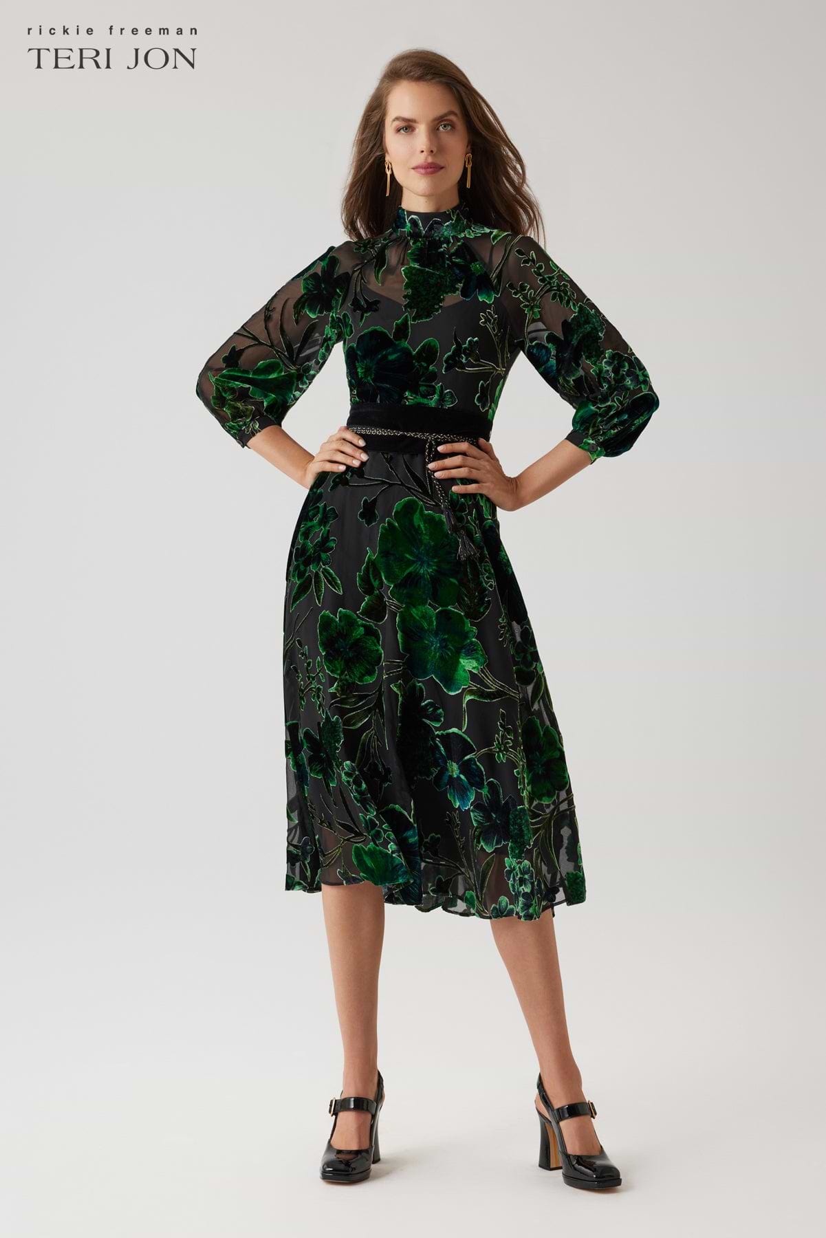Color_Black Green
