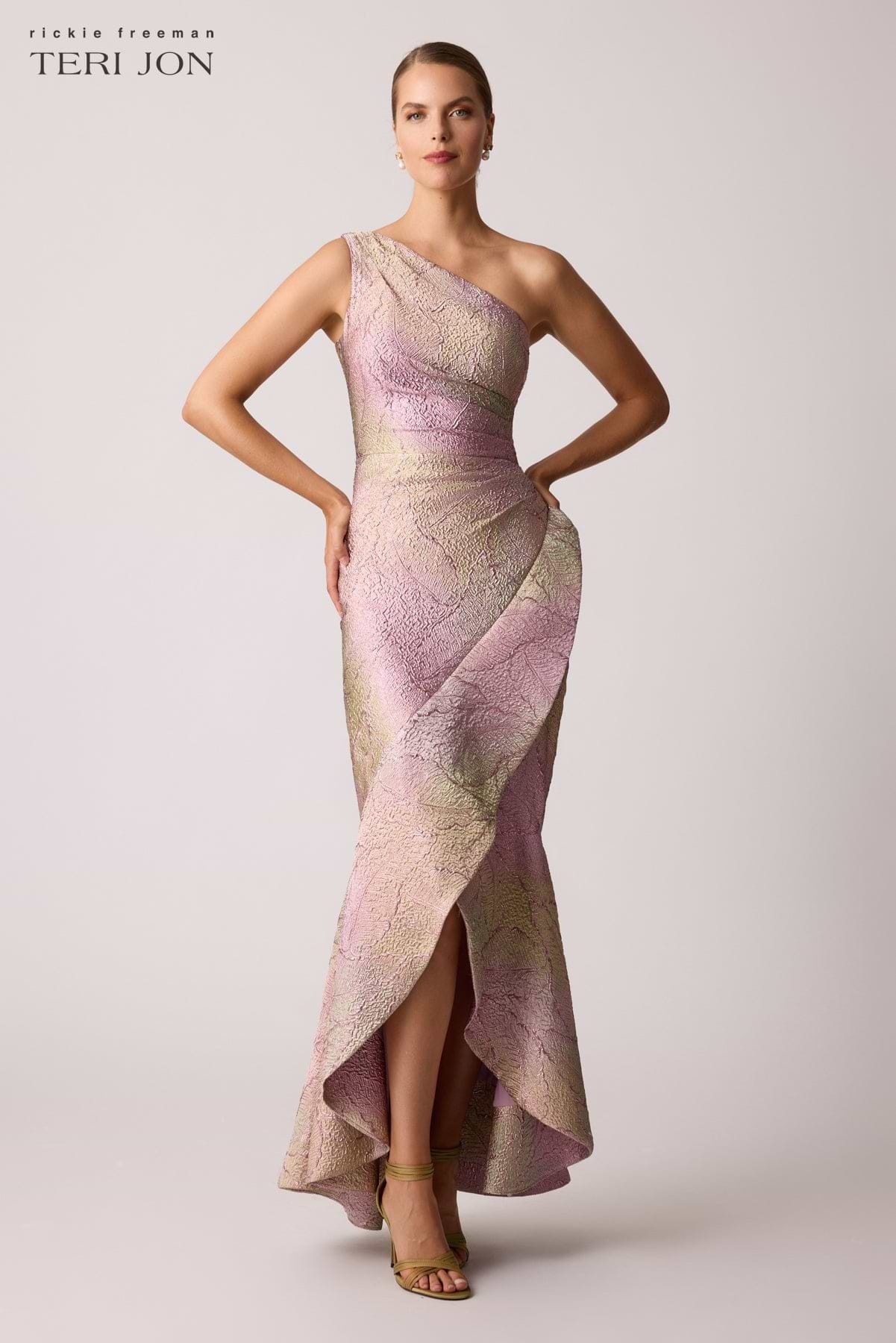 Color_Pink Multi