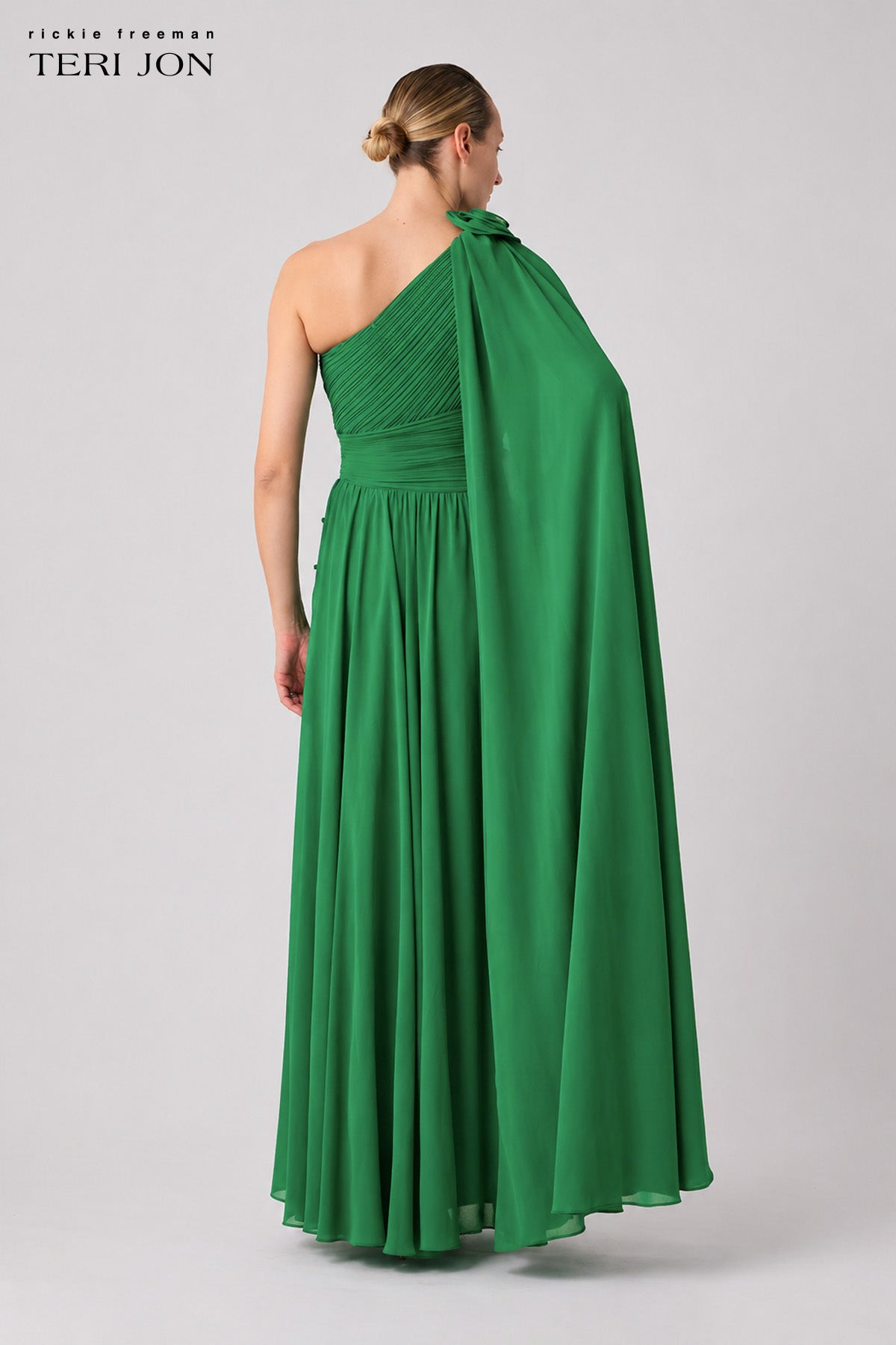Color_Kelly Green