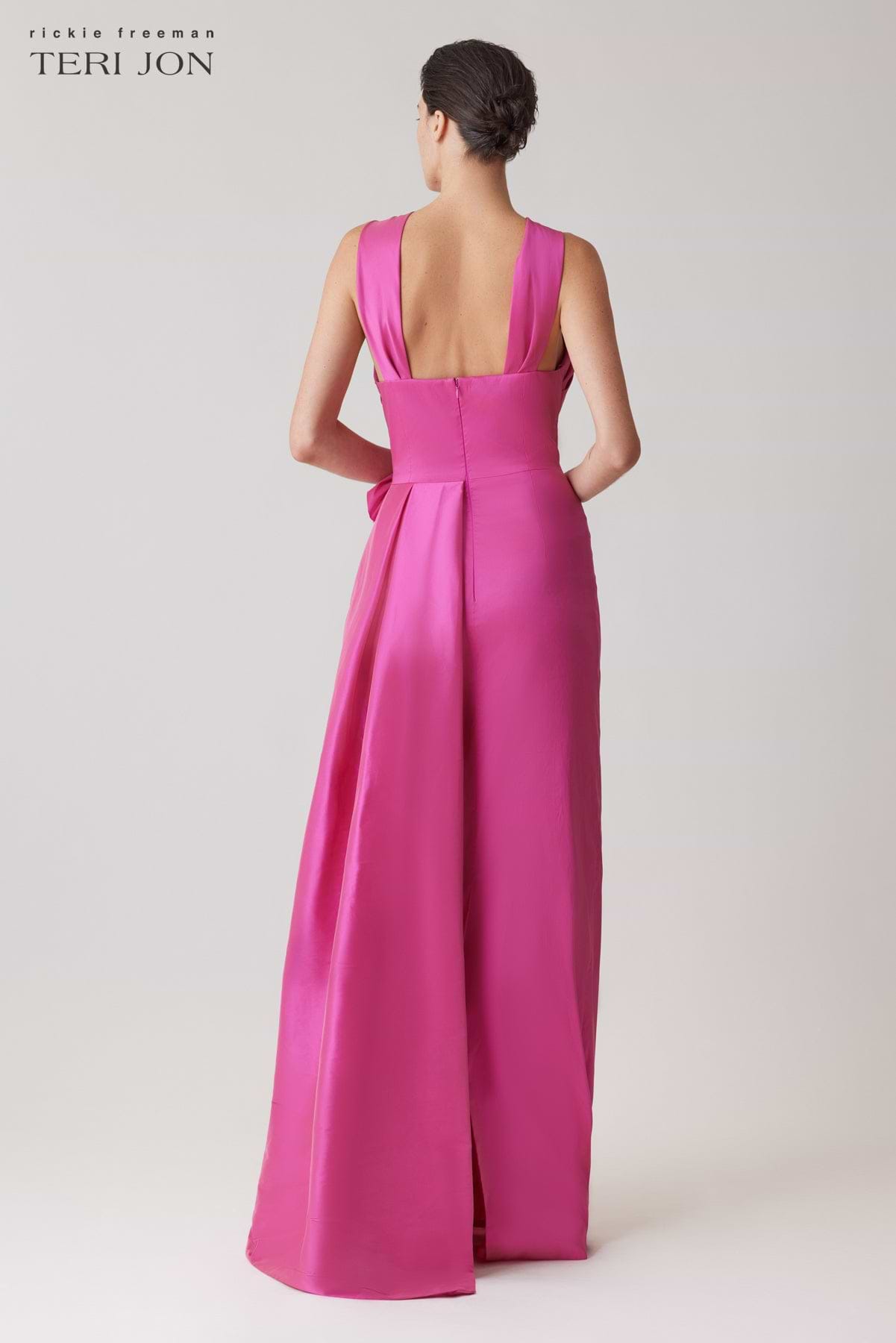 Color_Deep Pink