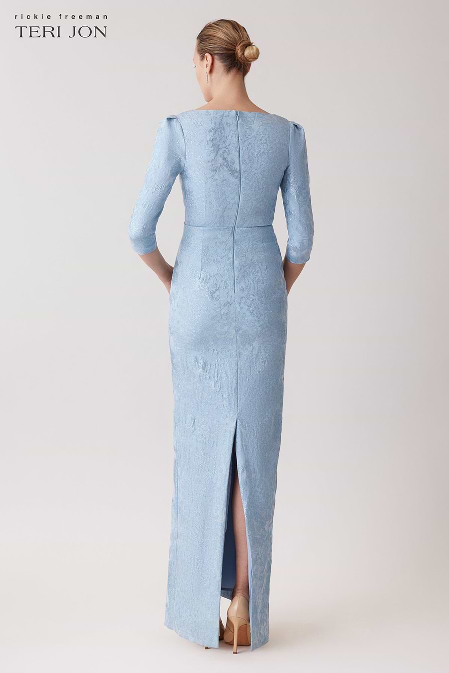 Color_Powder Blue Multi