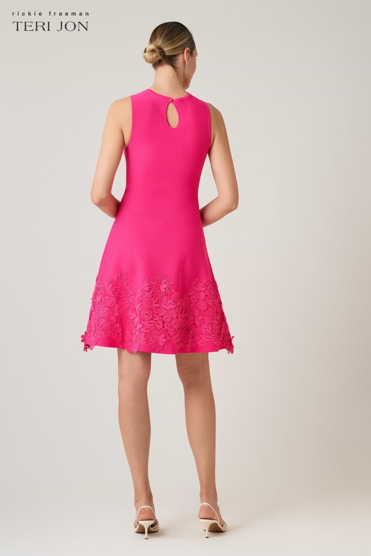 Color_Hot Pink