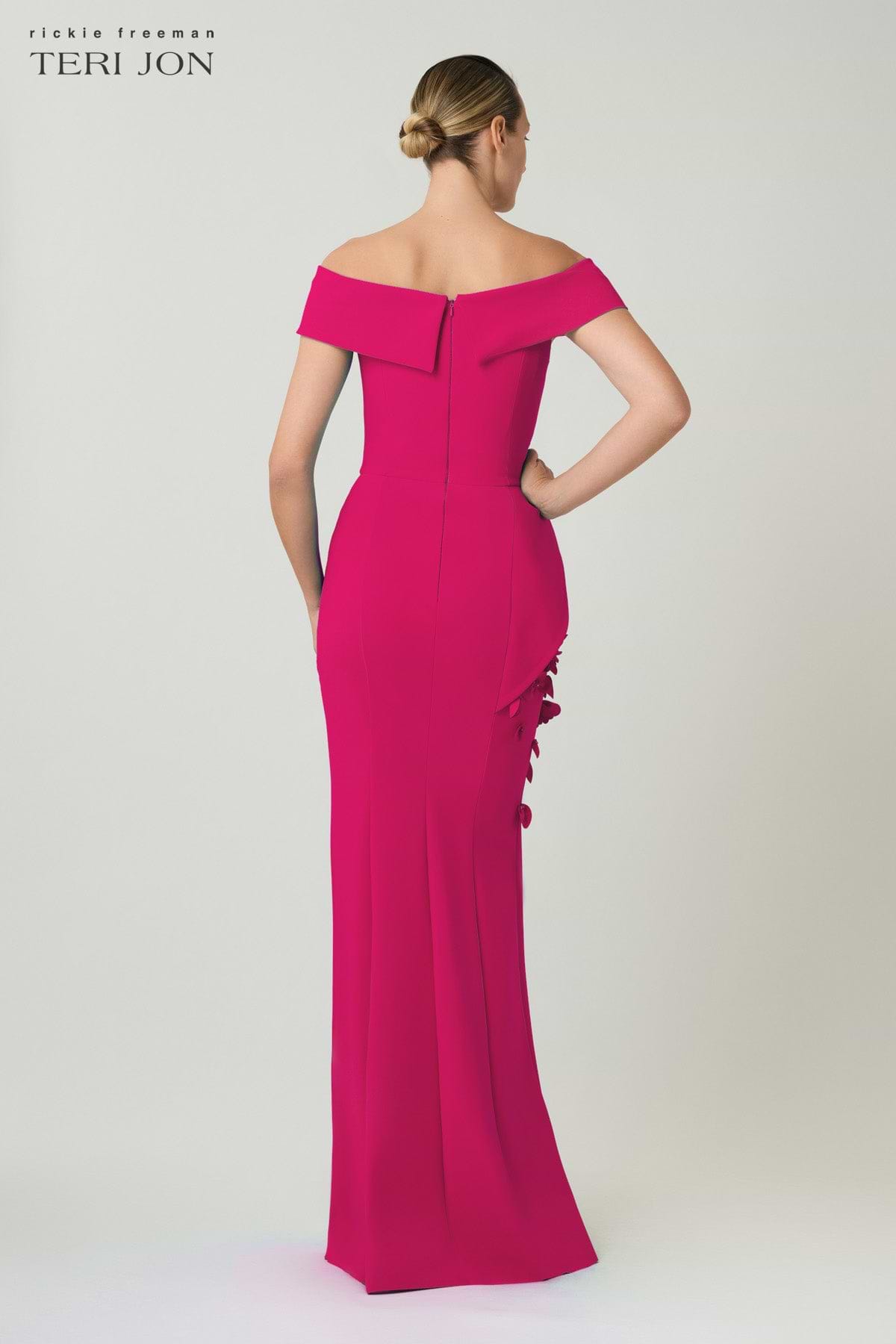 Color_Hot Pink