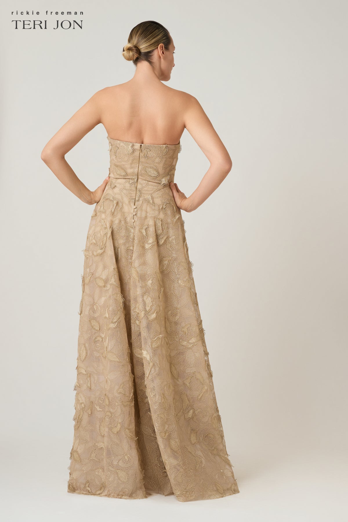 Color_Antique Gold