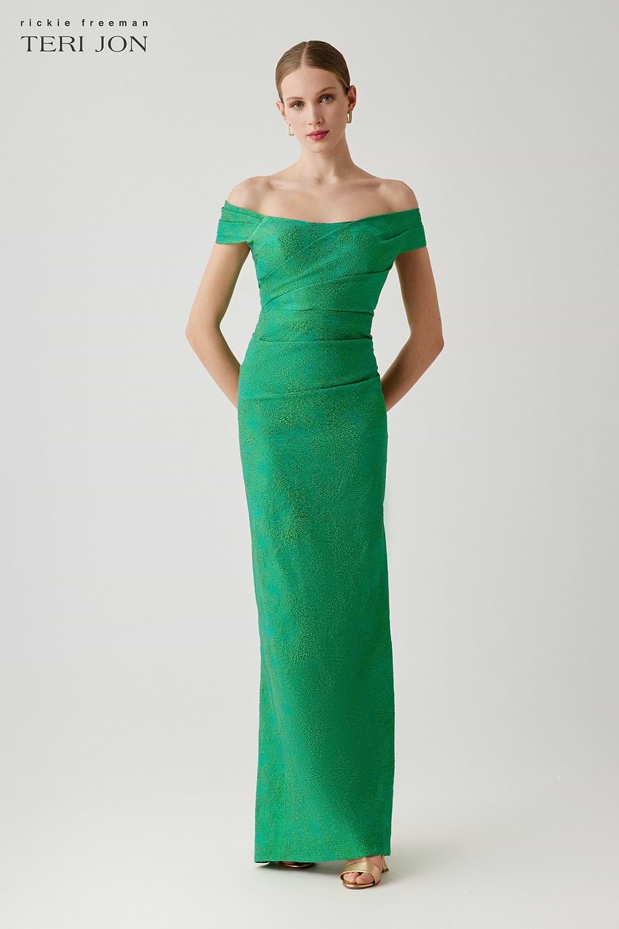 Color_Kelly Green
