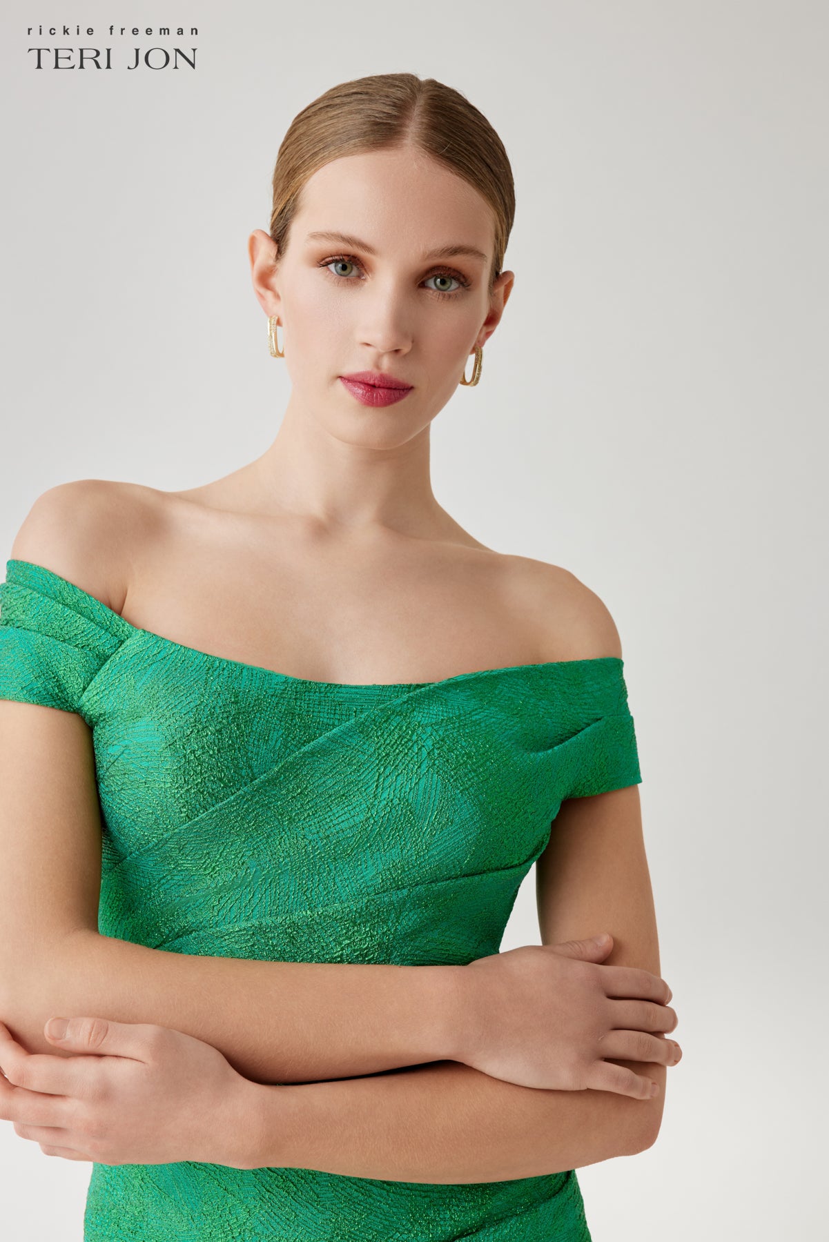 Color_Kelly Green
