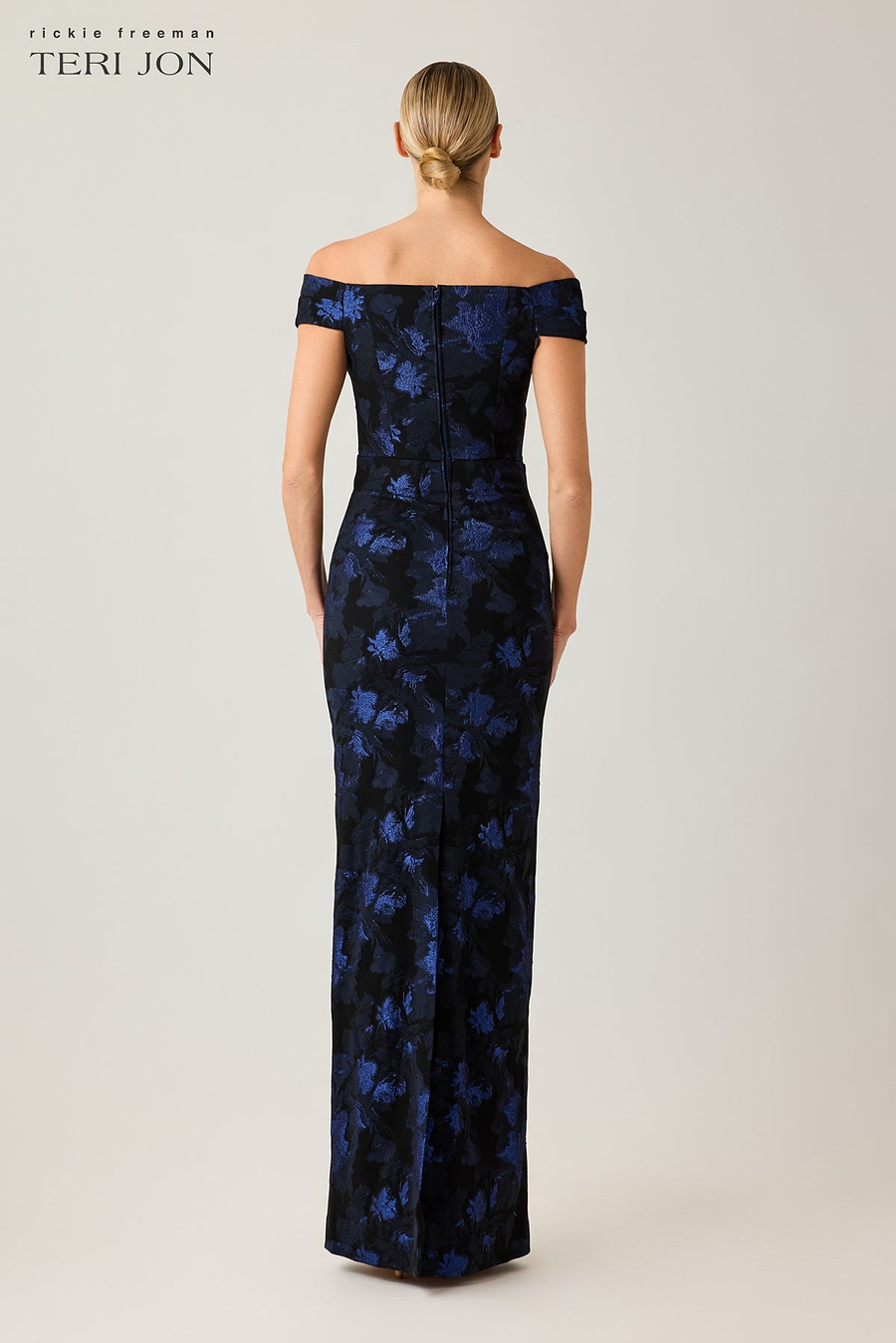 Color_Sapphire Black