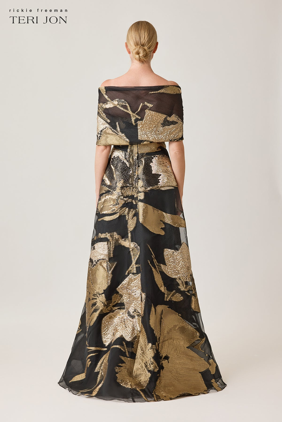 Color_Black/Gold