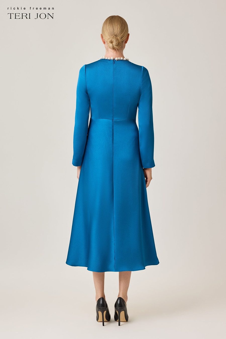 Color_Peacock