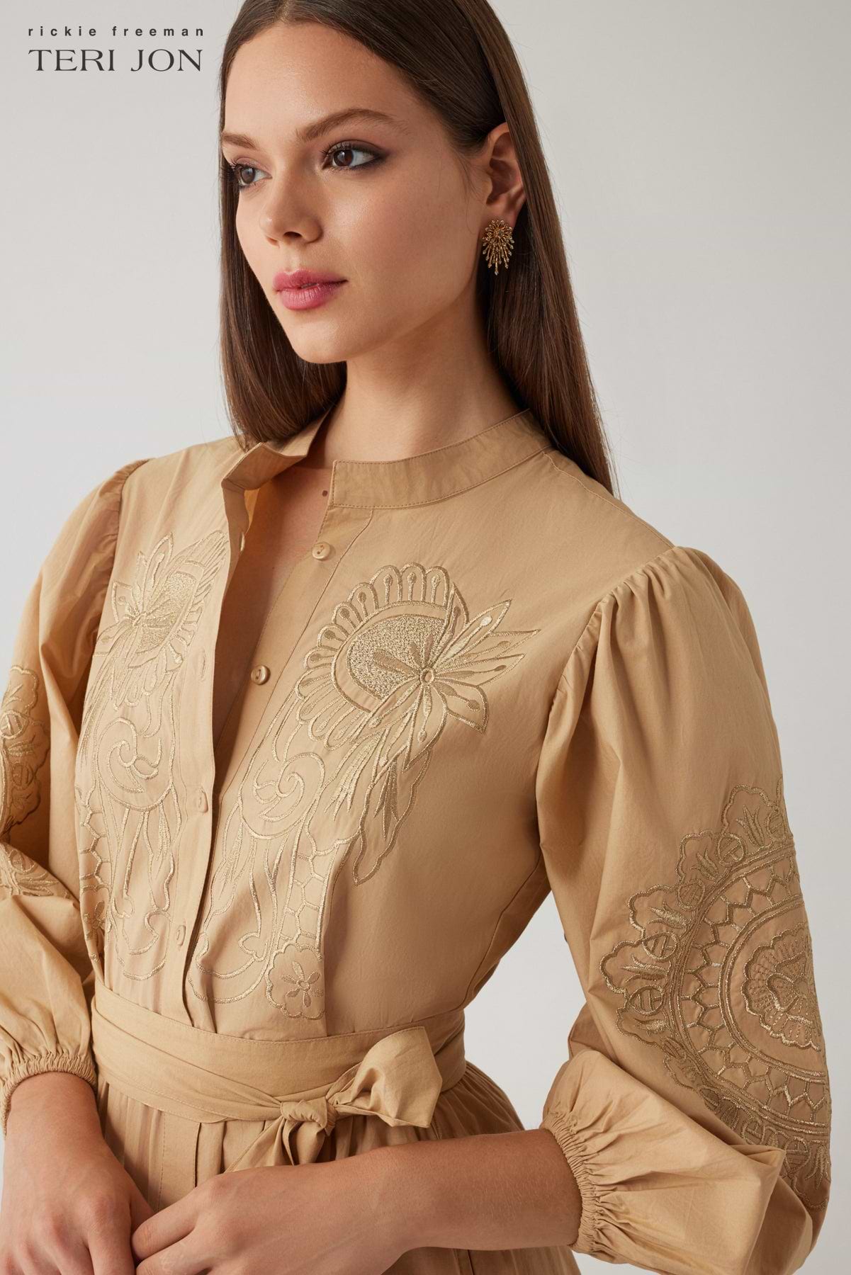 Color_Khaki