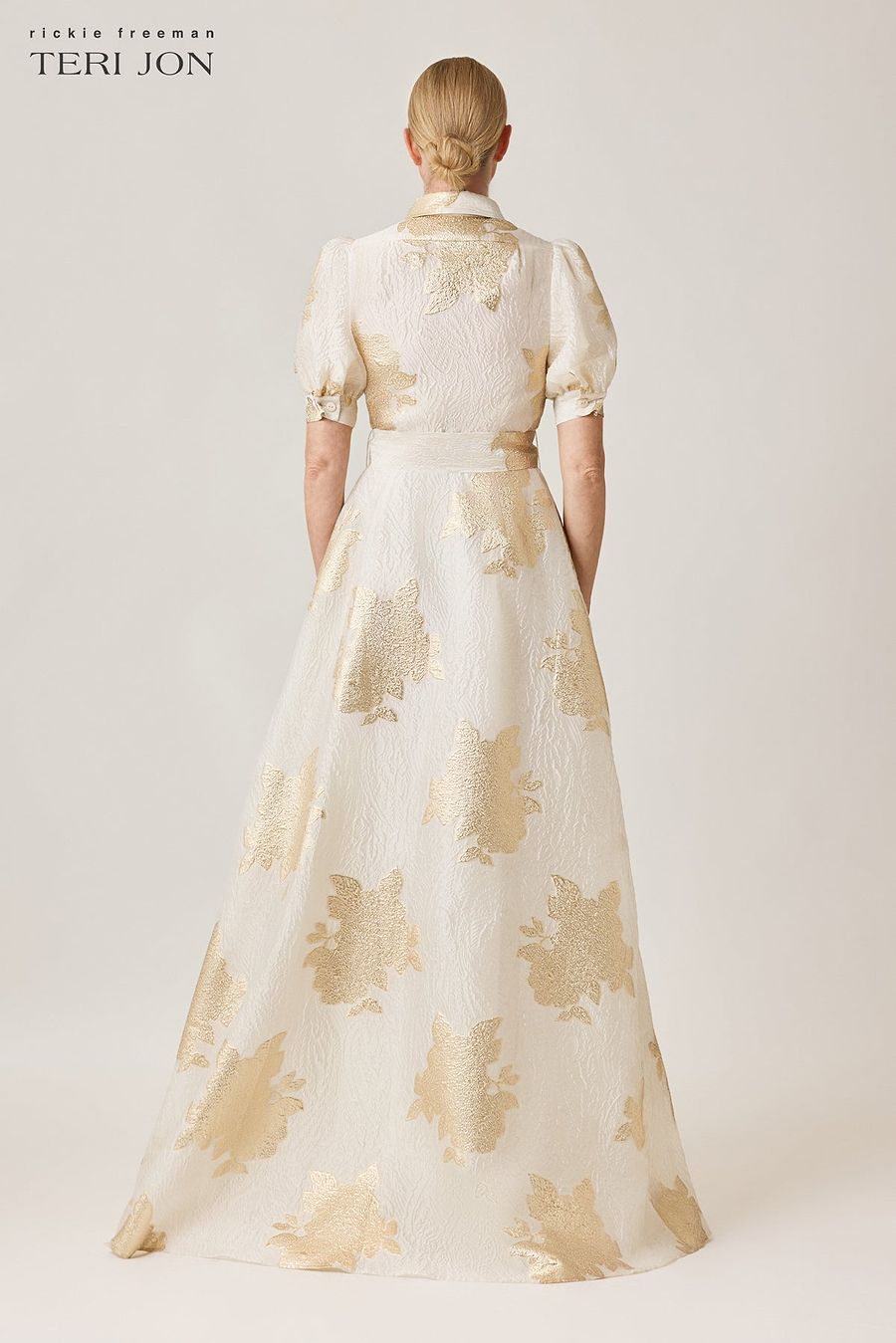 Color_Ivory/Gold